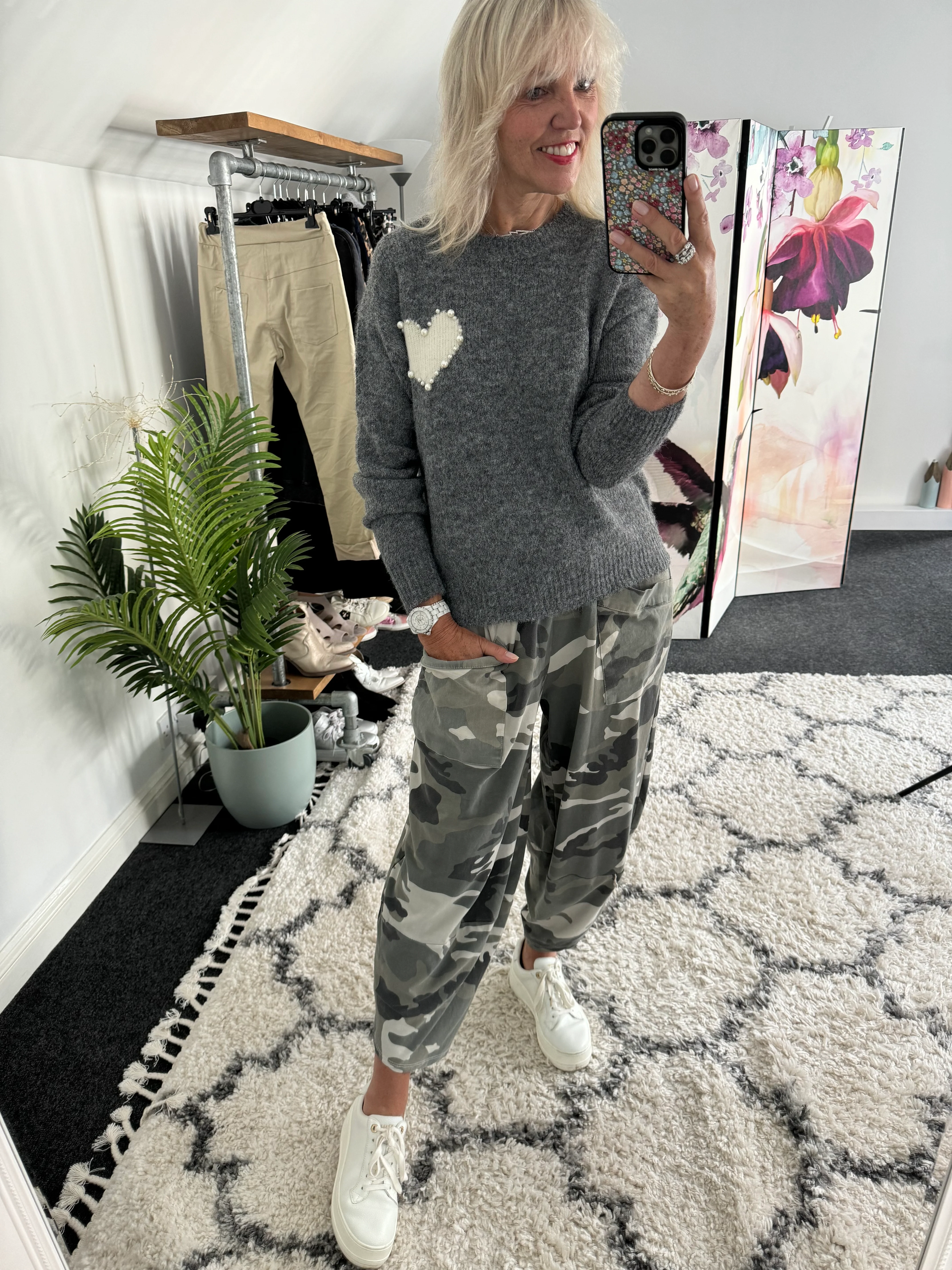 Barrel Cotton Jersey Trousers in Khaki Camo - Image 3