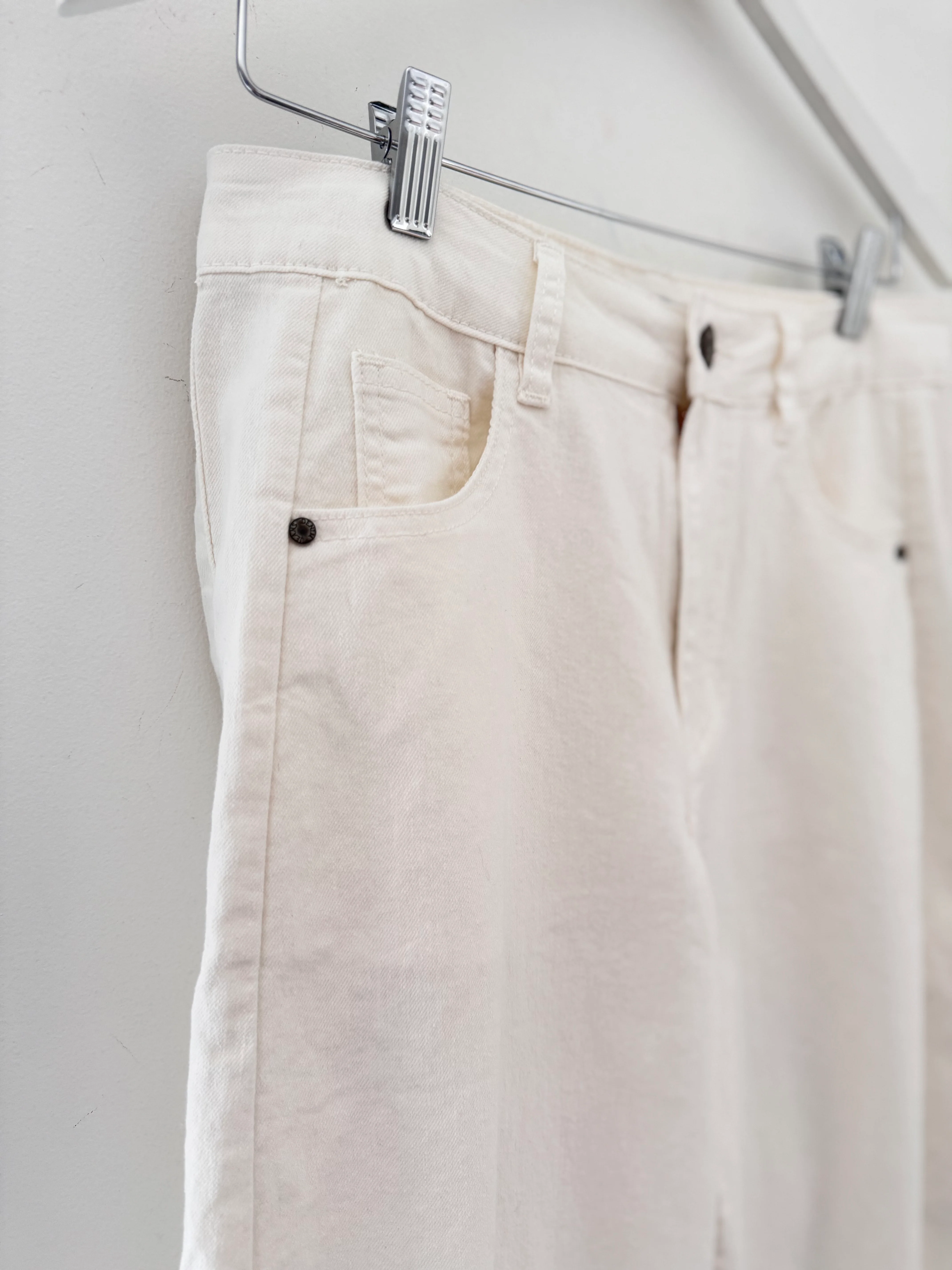 Barrel Leg Jeans in Ivory - Image 7