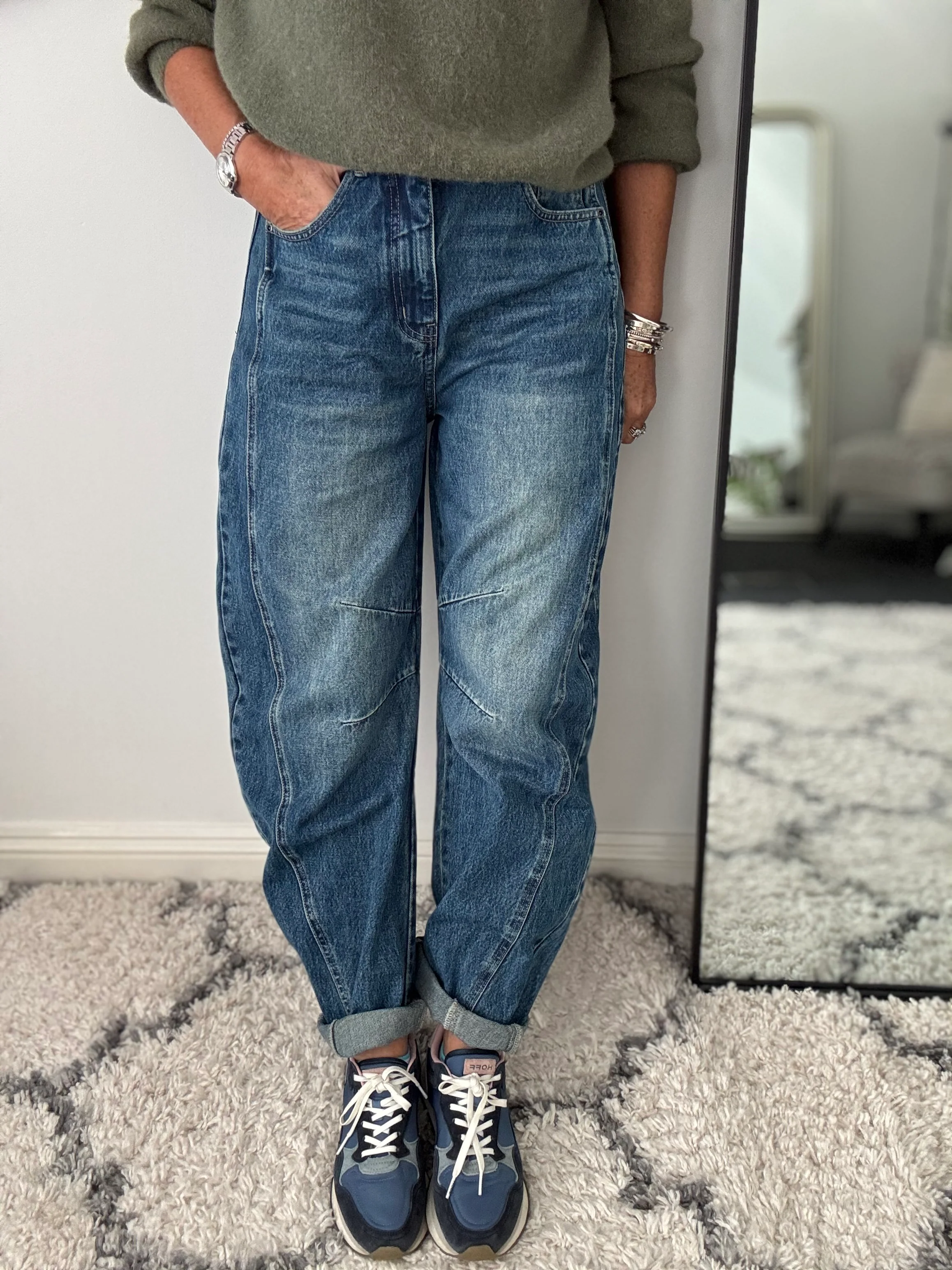 Barrel Leg Jeans with Elasticated Waist - Image 12