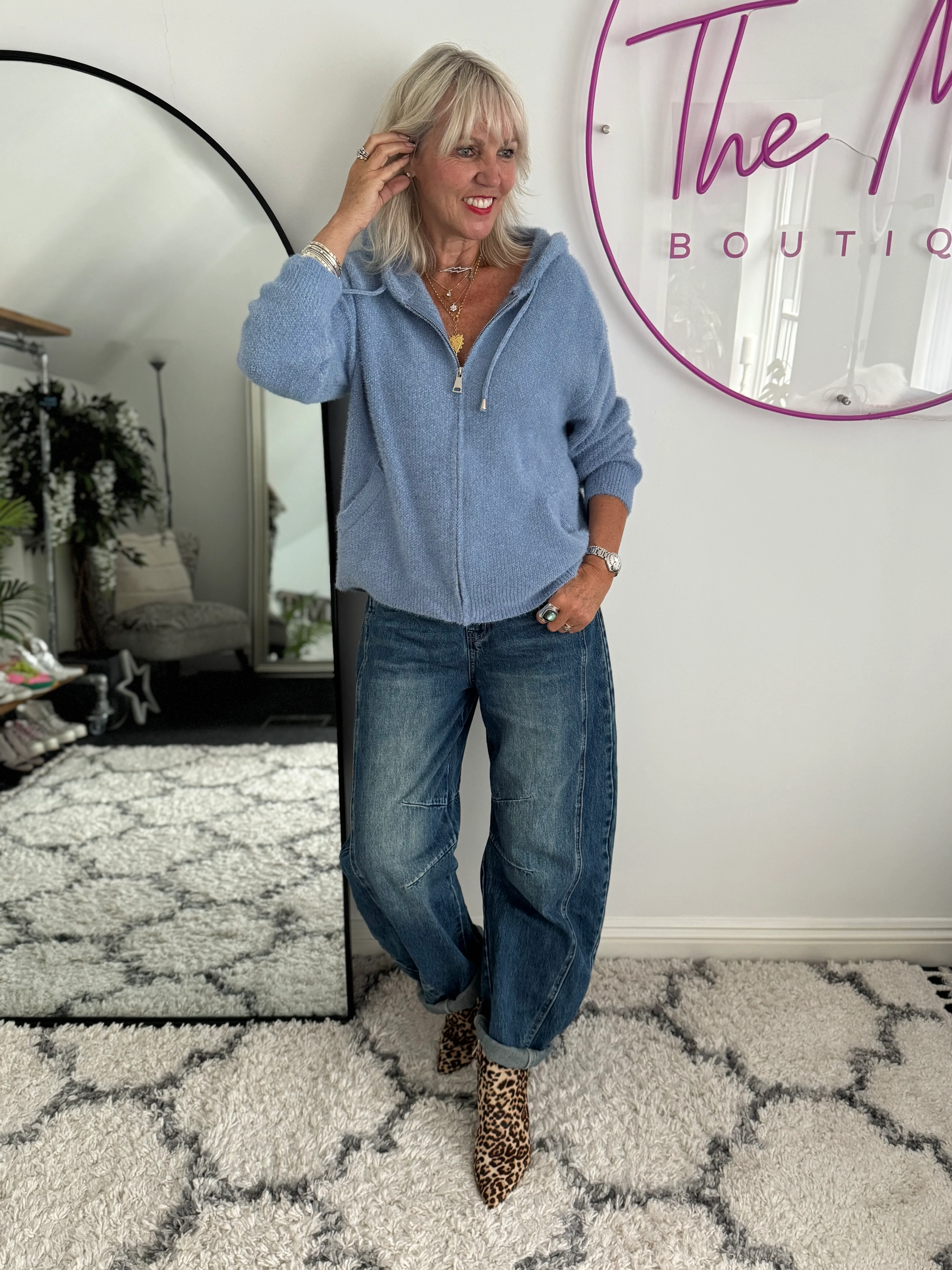Barrel Leg Jeans with Elasticated Waist - Image 7