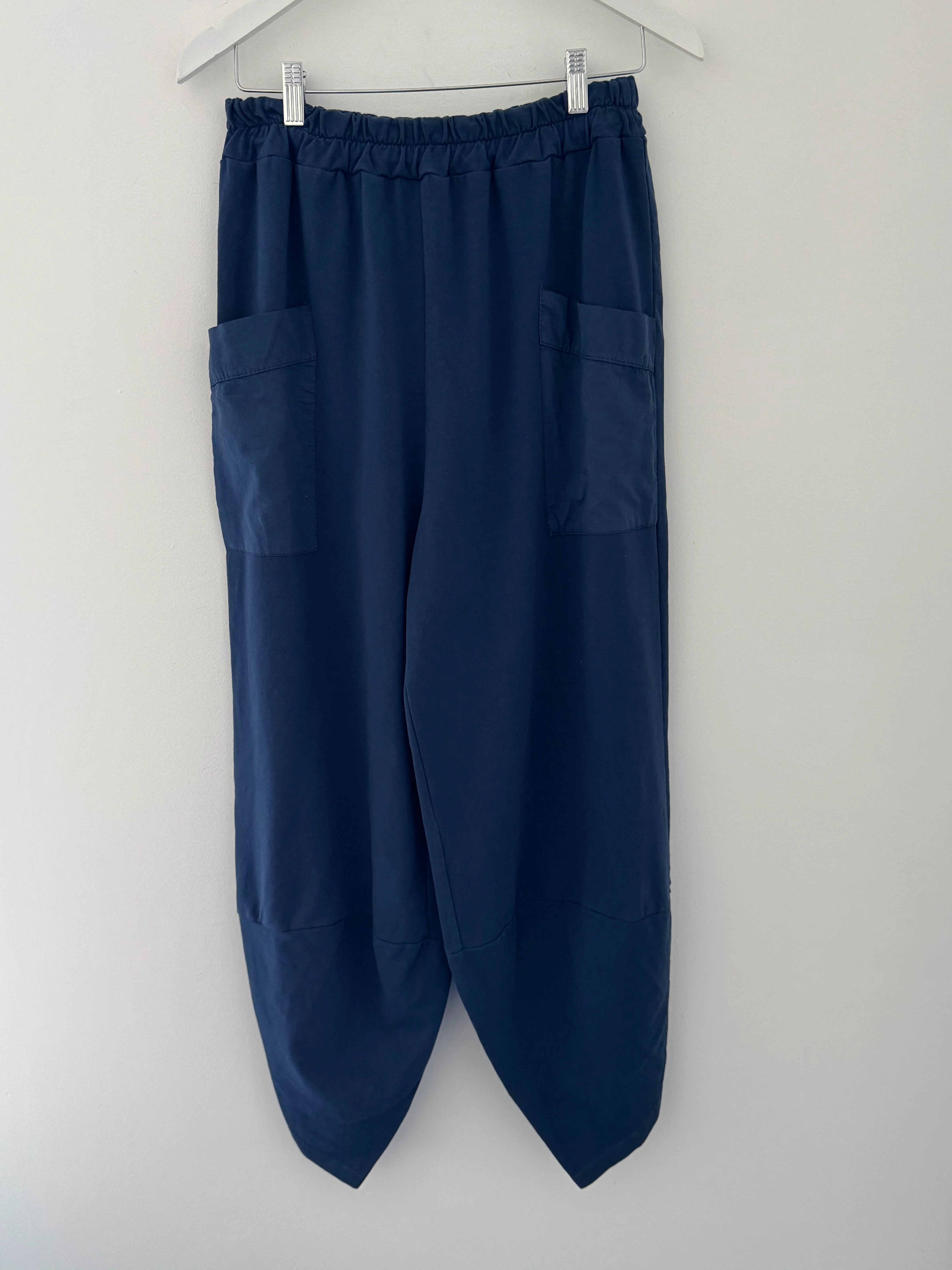 Barrel Shape Cotton Jersey Trousers in Navy - Image 7
