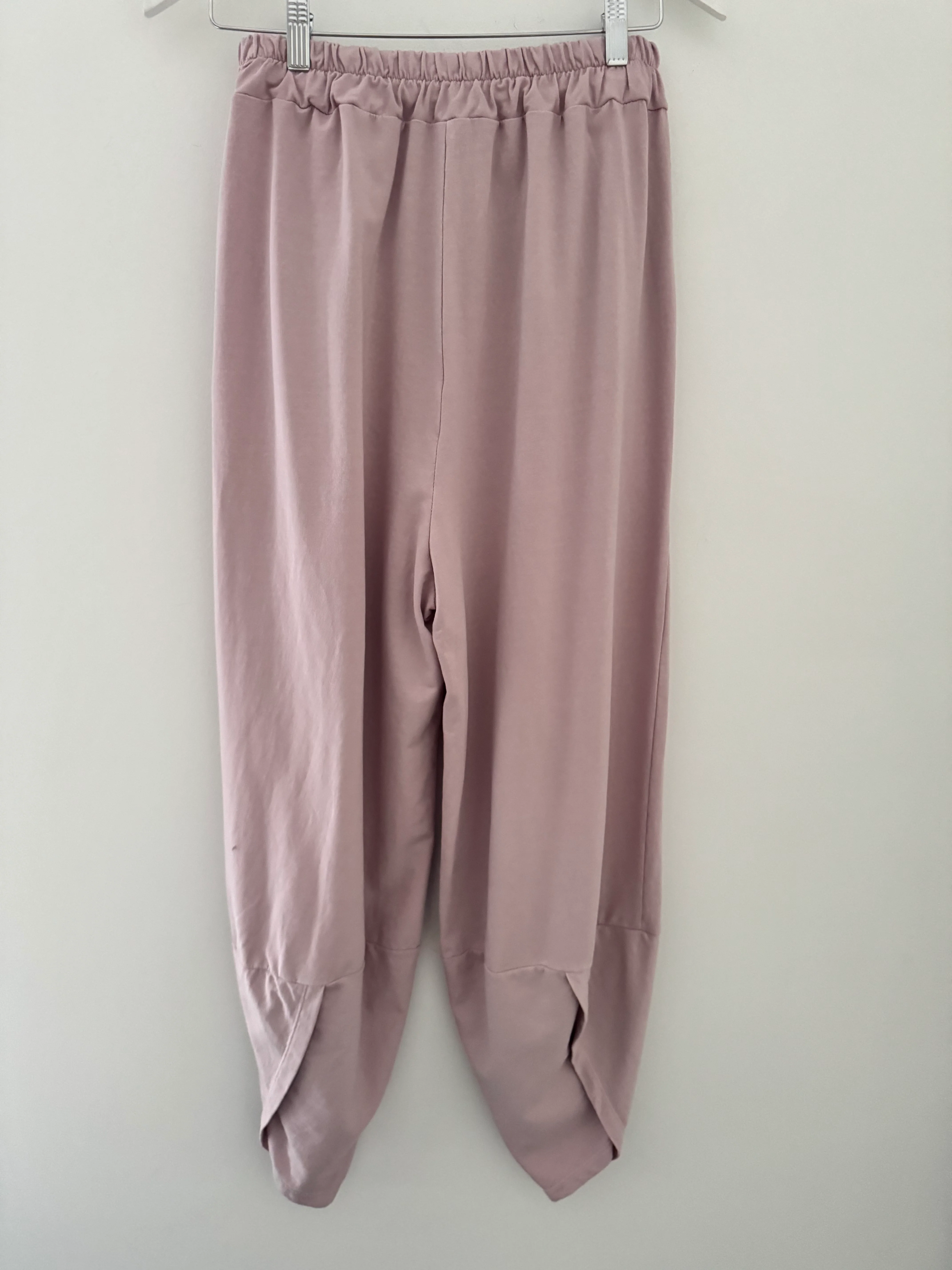 Barrel Shape Cotton Jersey Trousers in Pink - Image 8