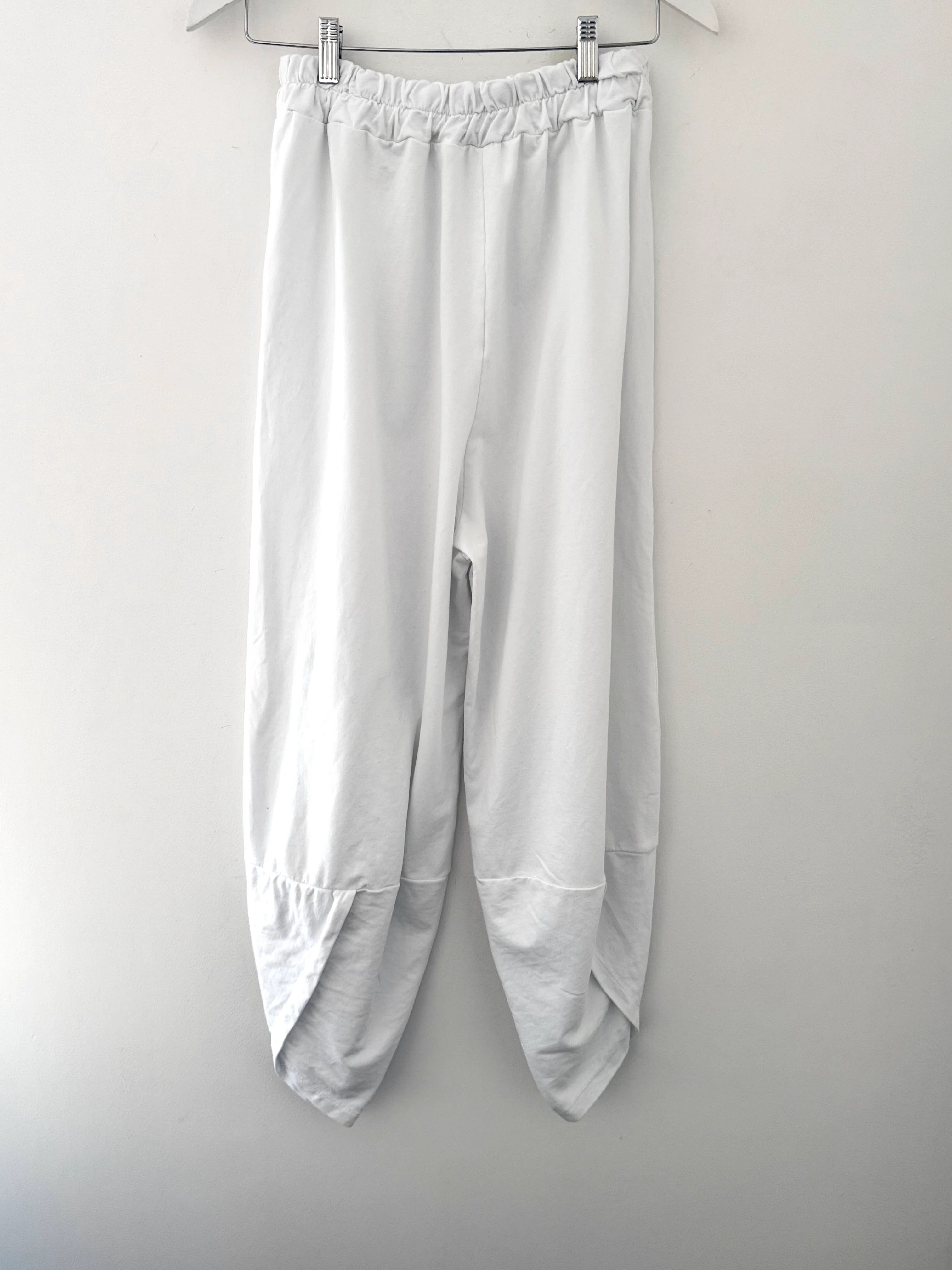 Barrel Shape Cotton Jersey Trousers in White - Image 8