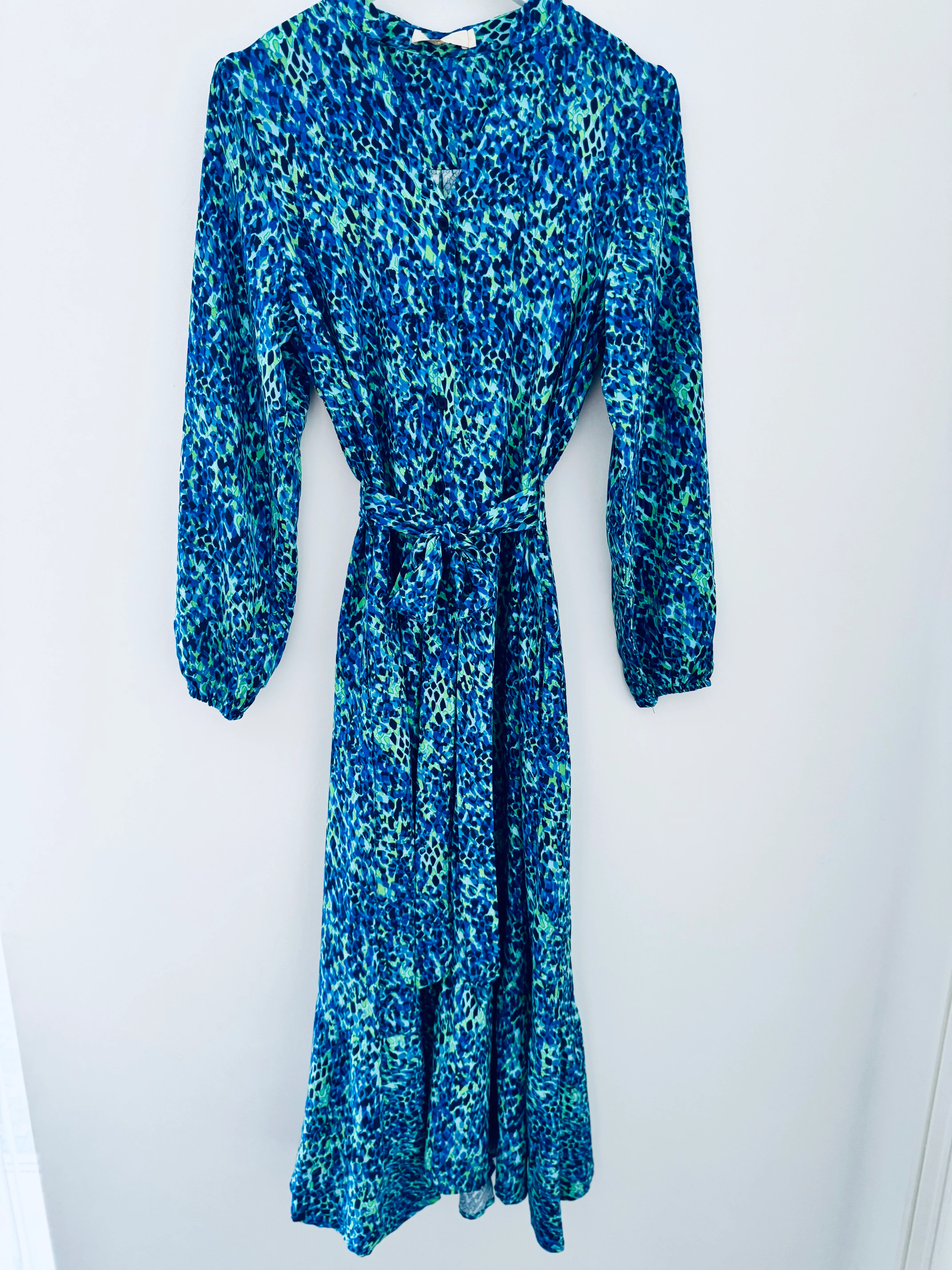 Premium Printed Dress in Blue & Green - Image 11