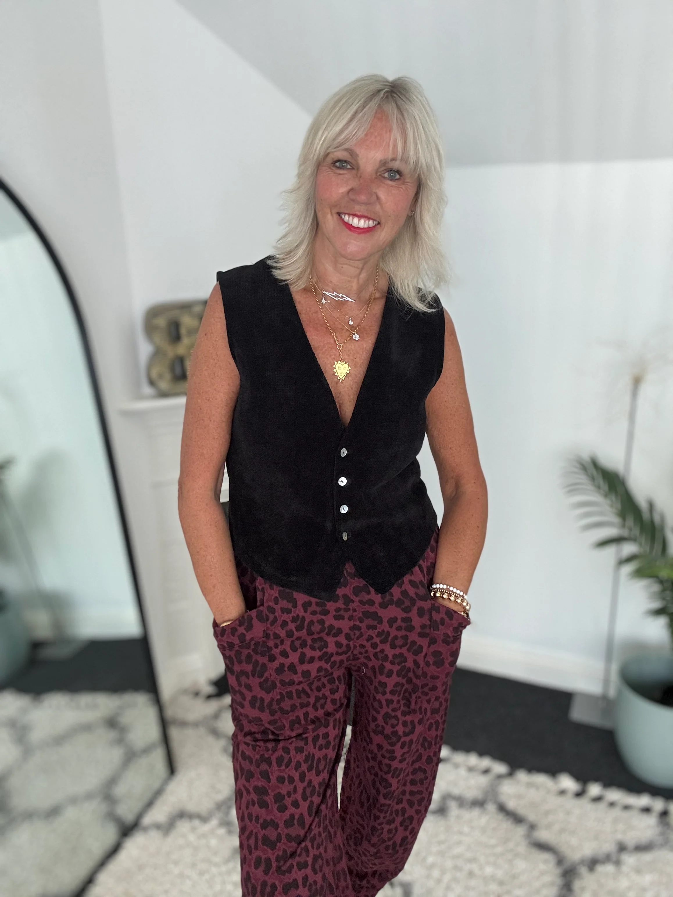 Chenille Waistcoat in Black - Image 4