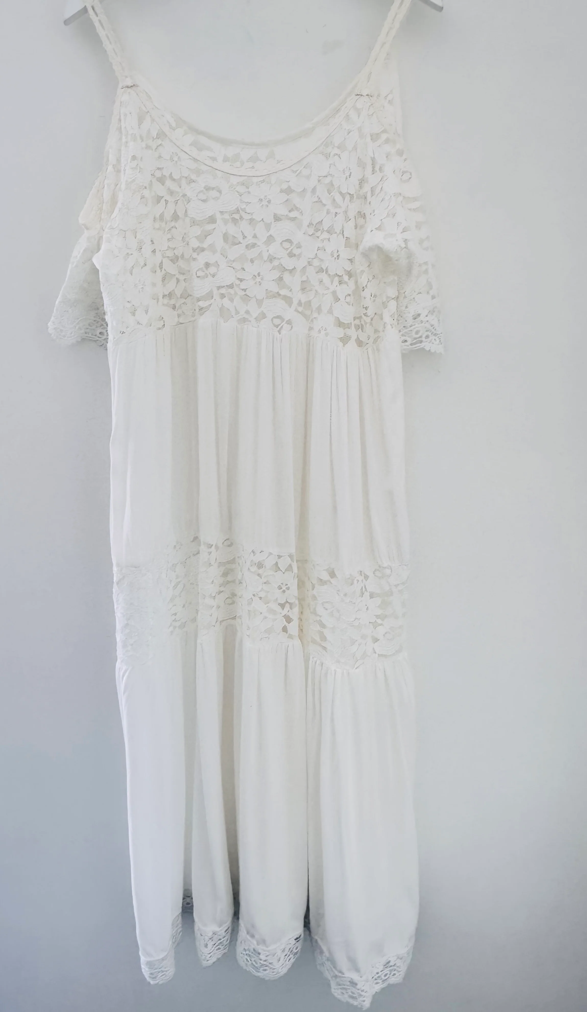 Cotton & Lace Beach Dress in White - Image 12