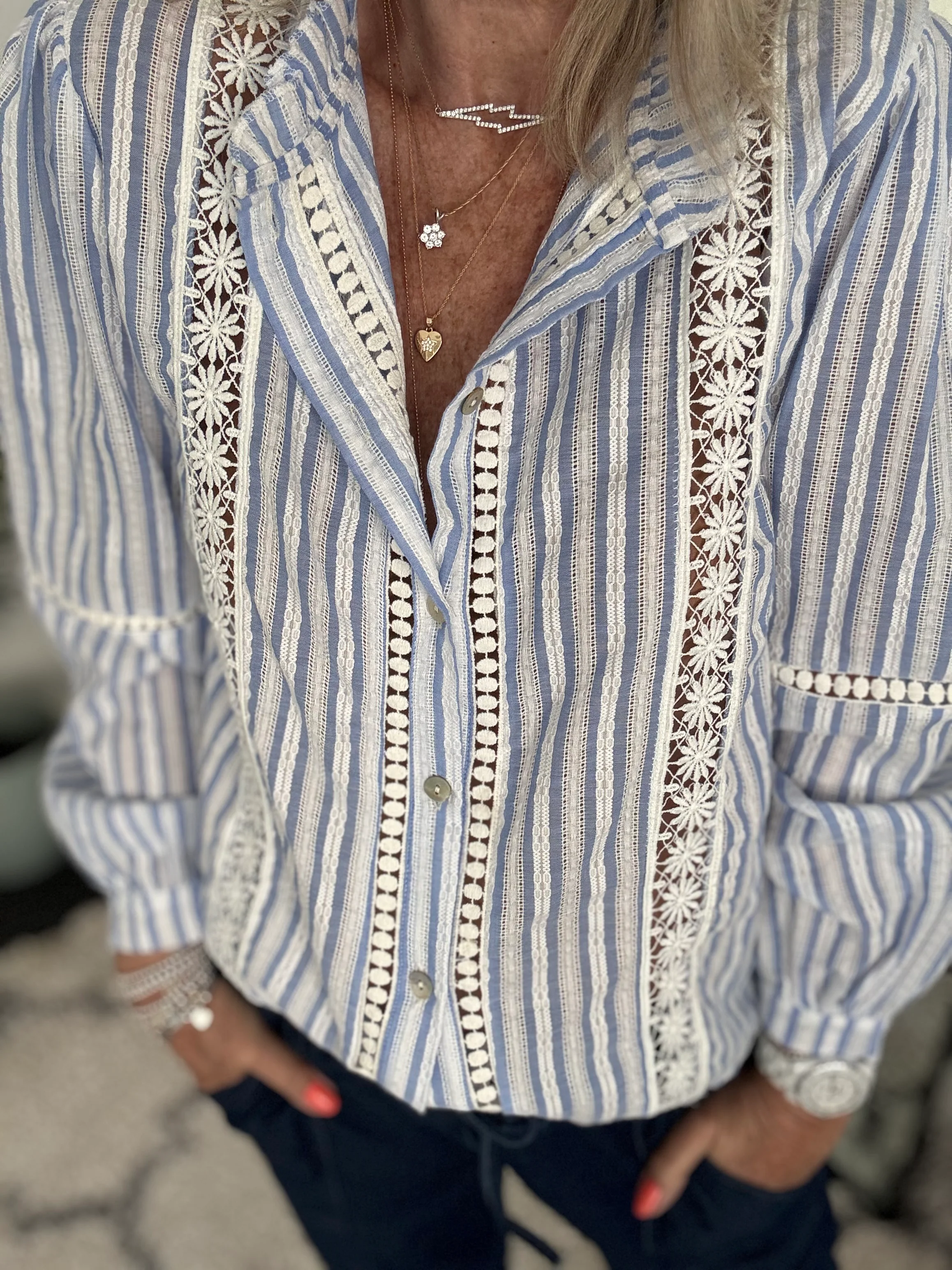 Cotton & Lace Shirt in Blue & White - Image 6