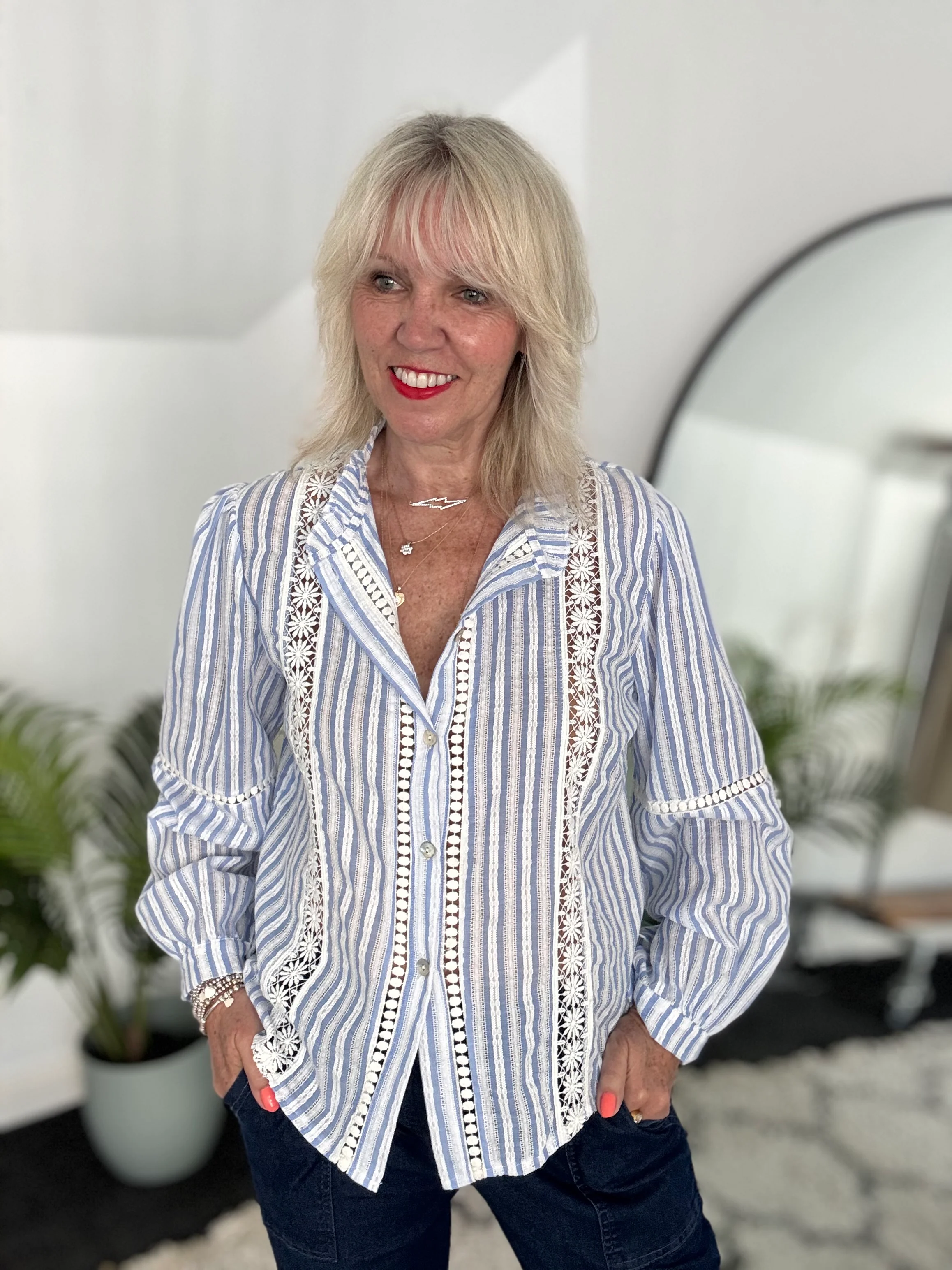 Cotton & Lace Shirt in Blue & White - Image 7