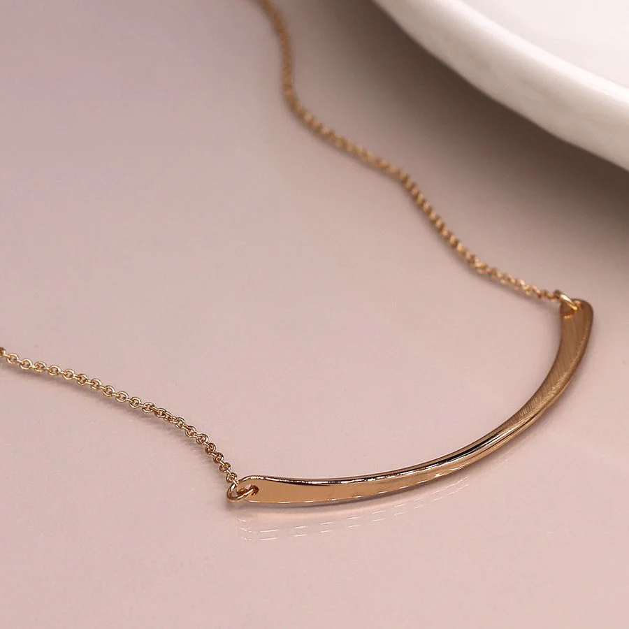 Curved Bar Necklace in Gold - Image 3