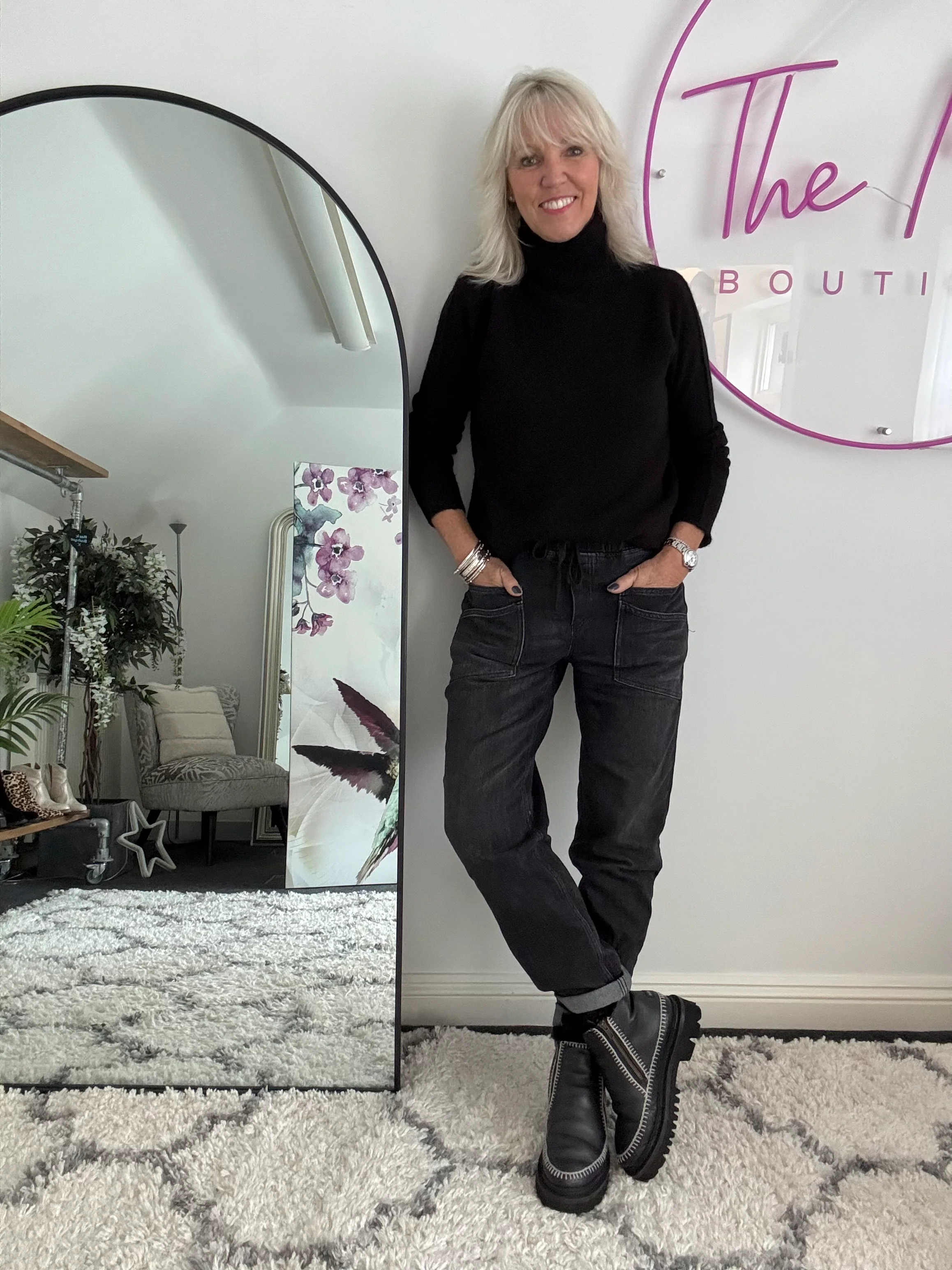 Double Pocket Jean Joggers in Washed Black - Image 8