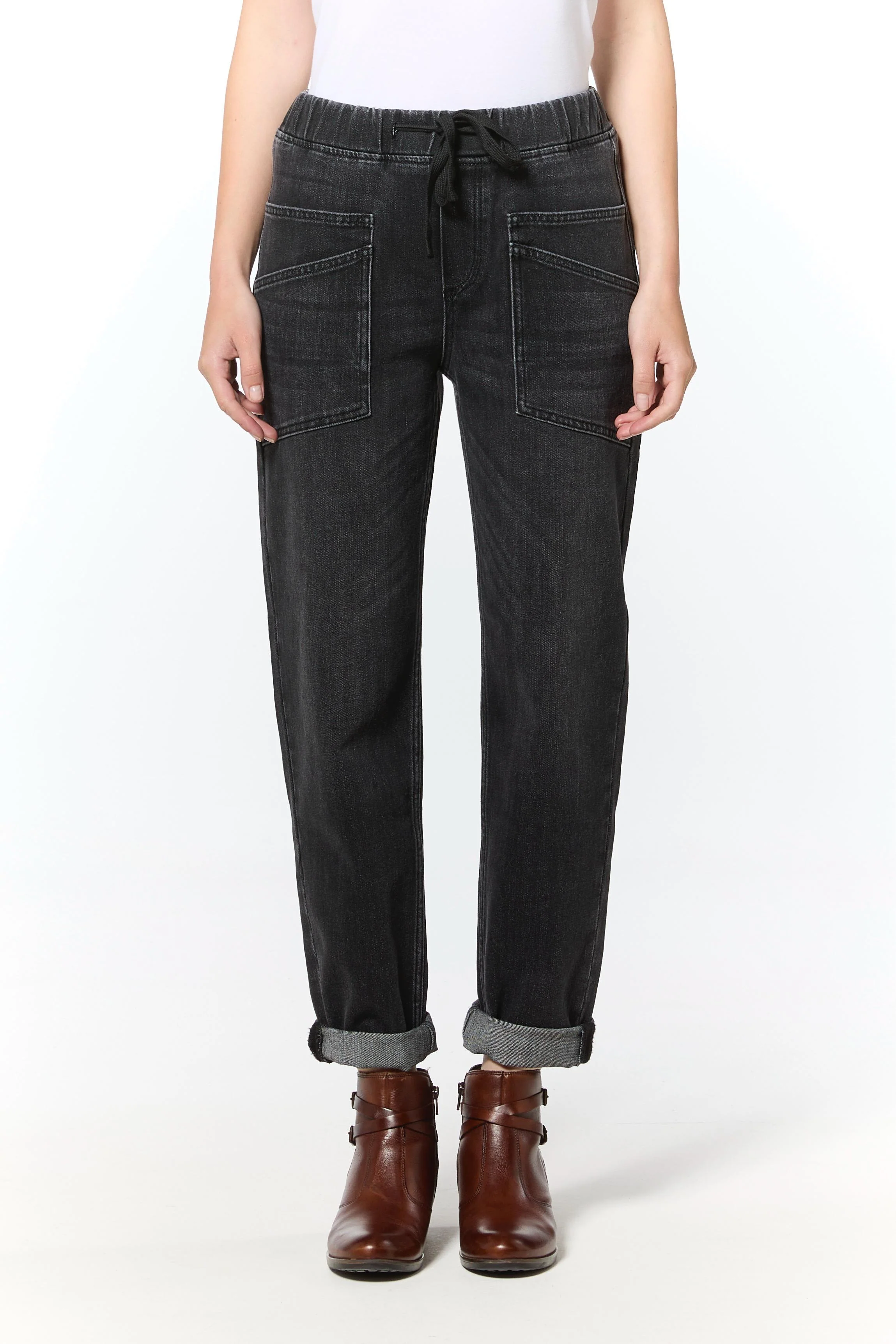 Double Pocket Jean Joggers in Washed Black - Image 9