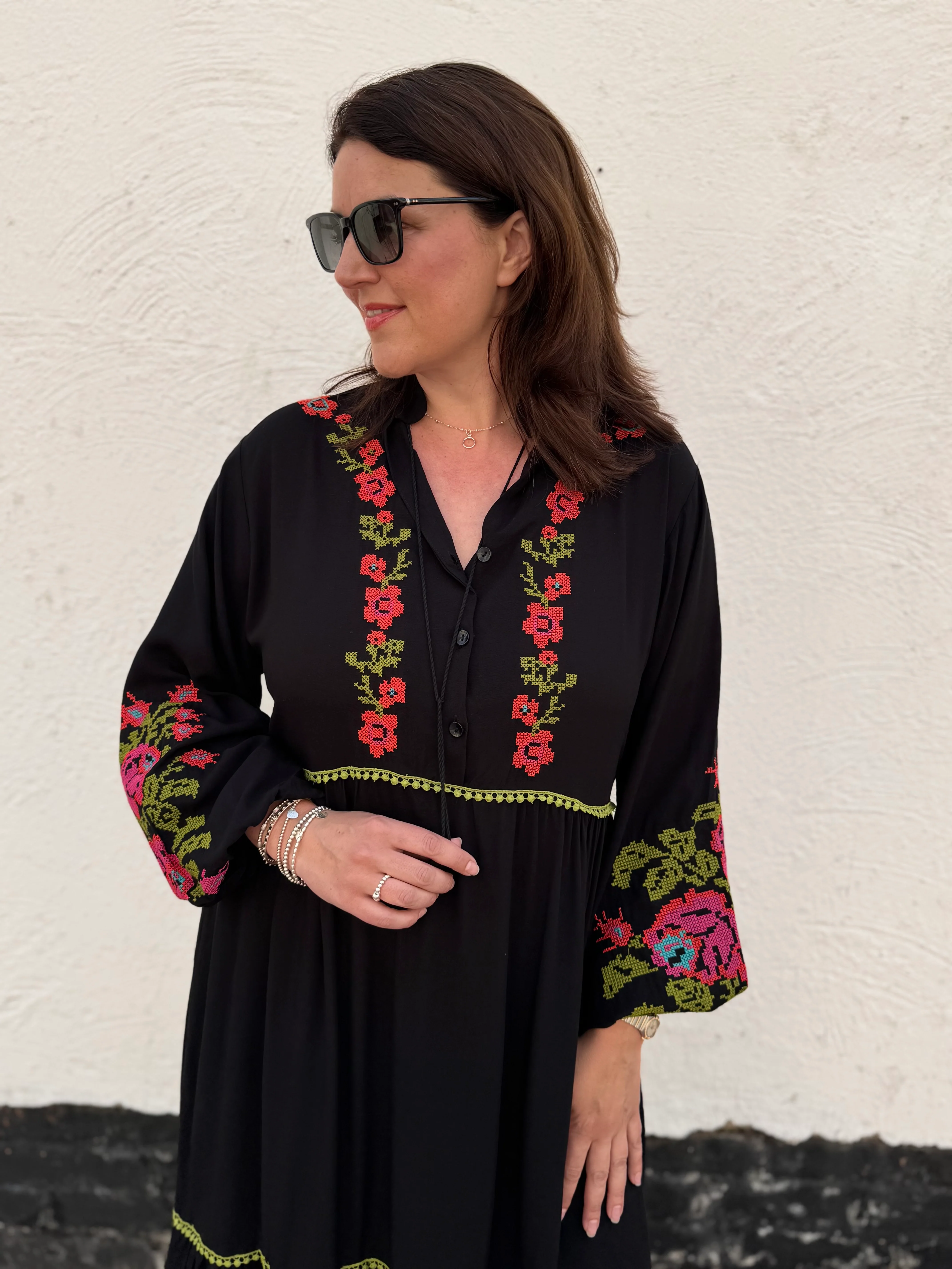 Embroidered Buttoned Midi Dress in Black - Image 5