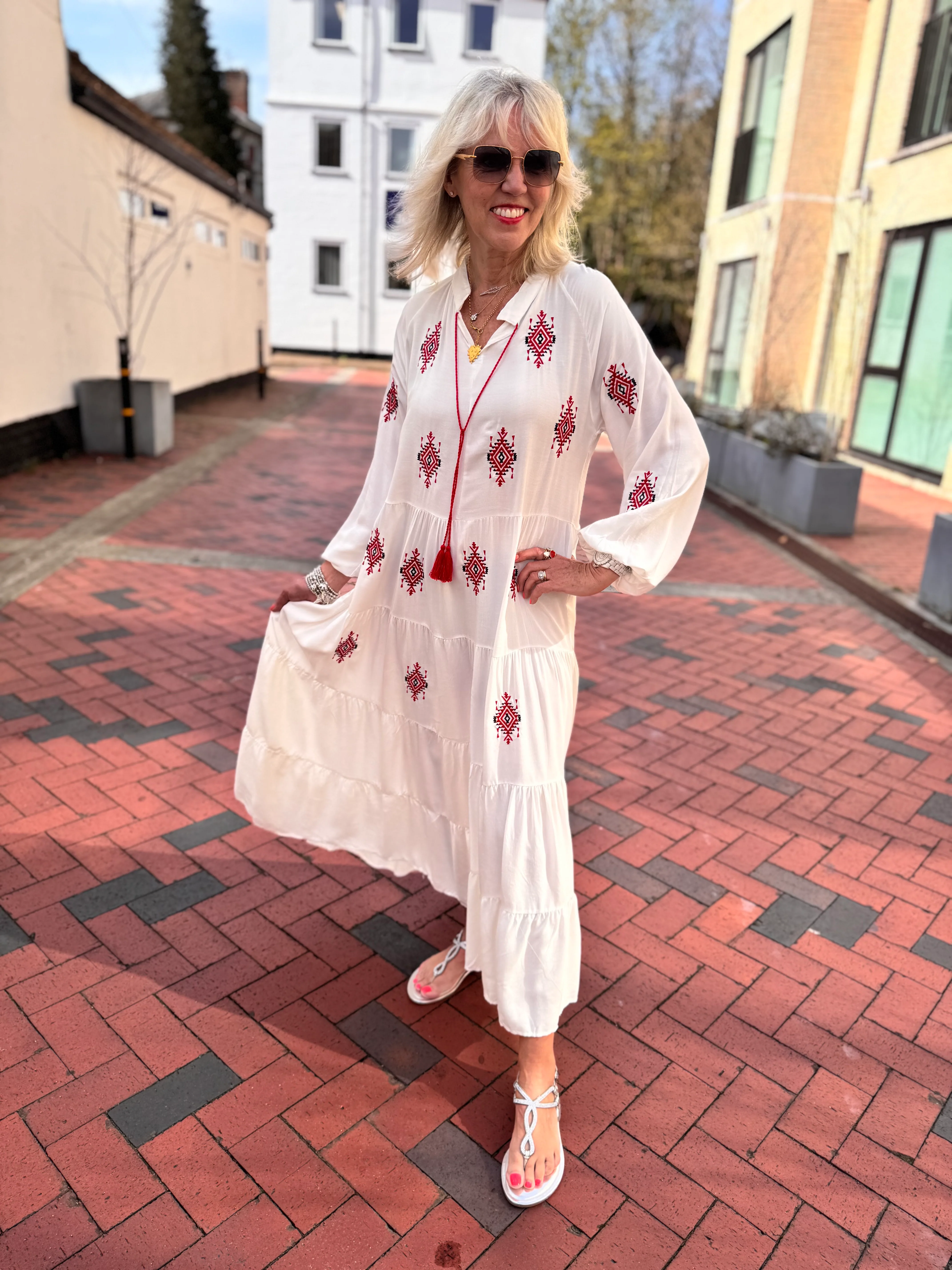 Embroidered Buttoned Midi Dress in White - Image 4