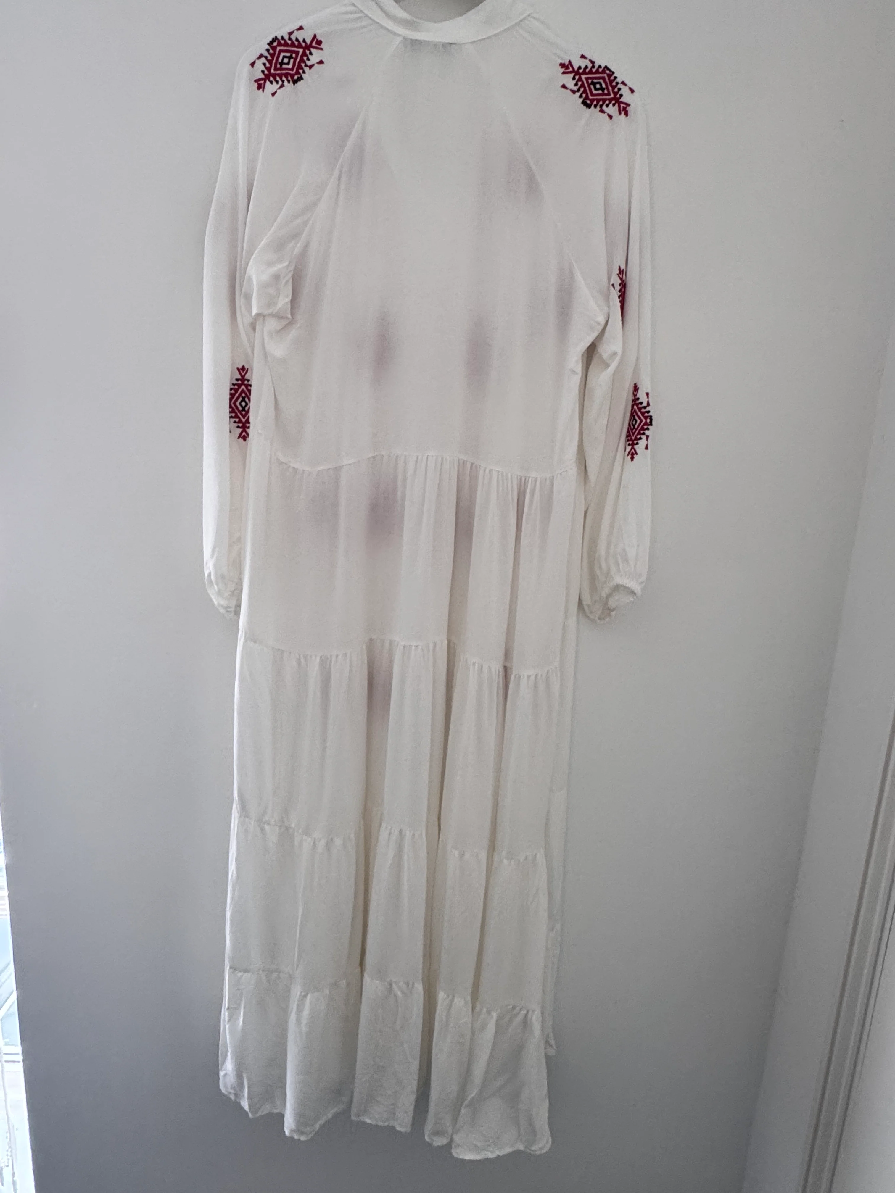 Embroidered Buttoned Midi Dress in White - Image 8