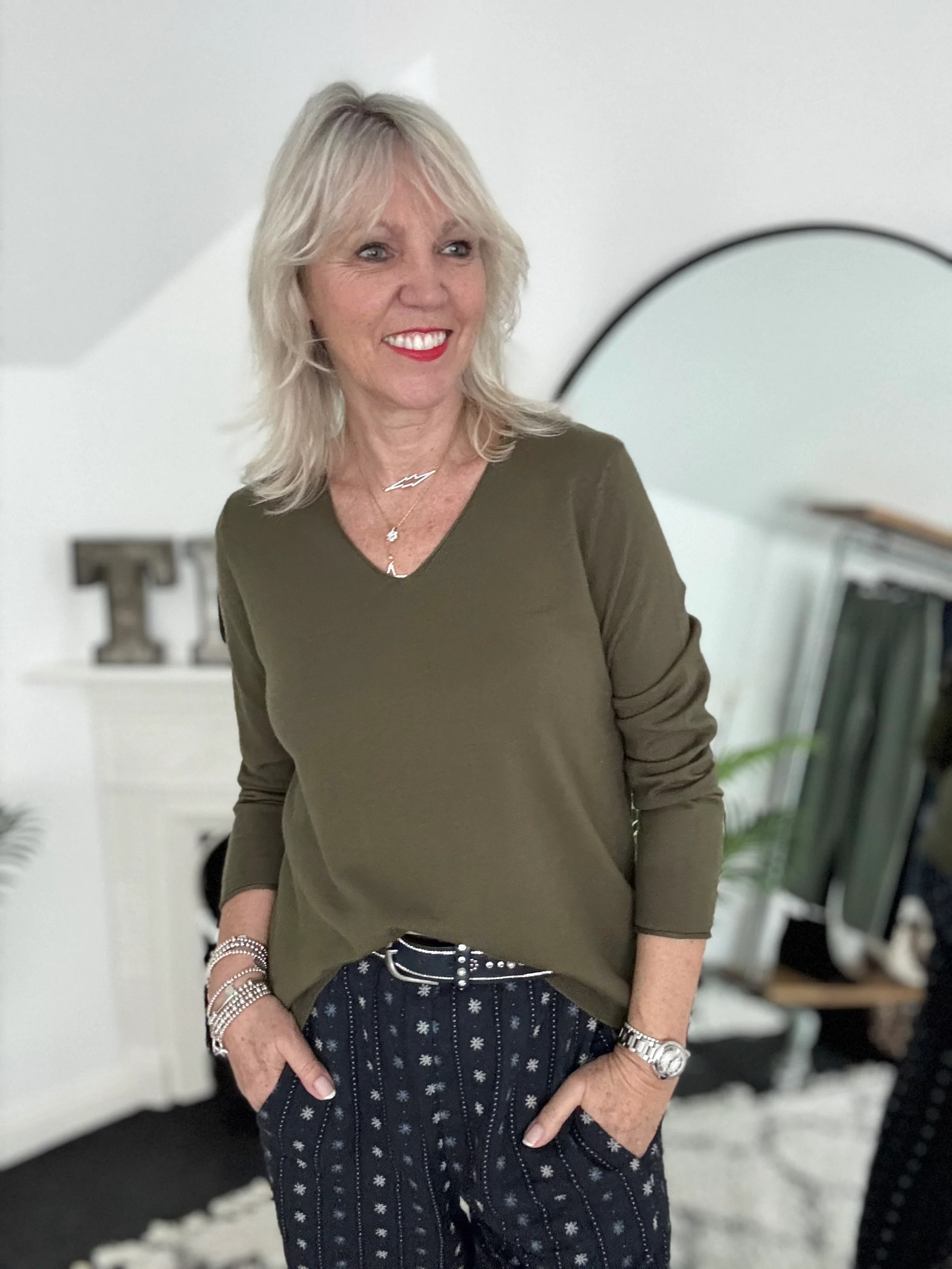 Fine Knit V Neck Jumper in Khaki - Image 3