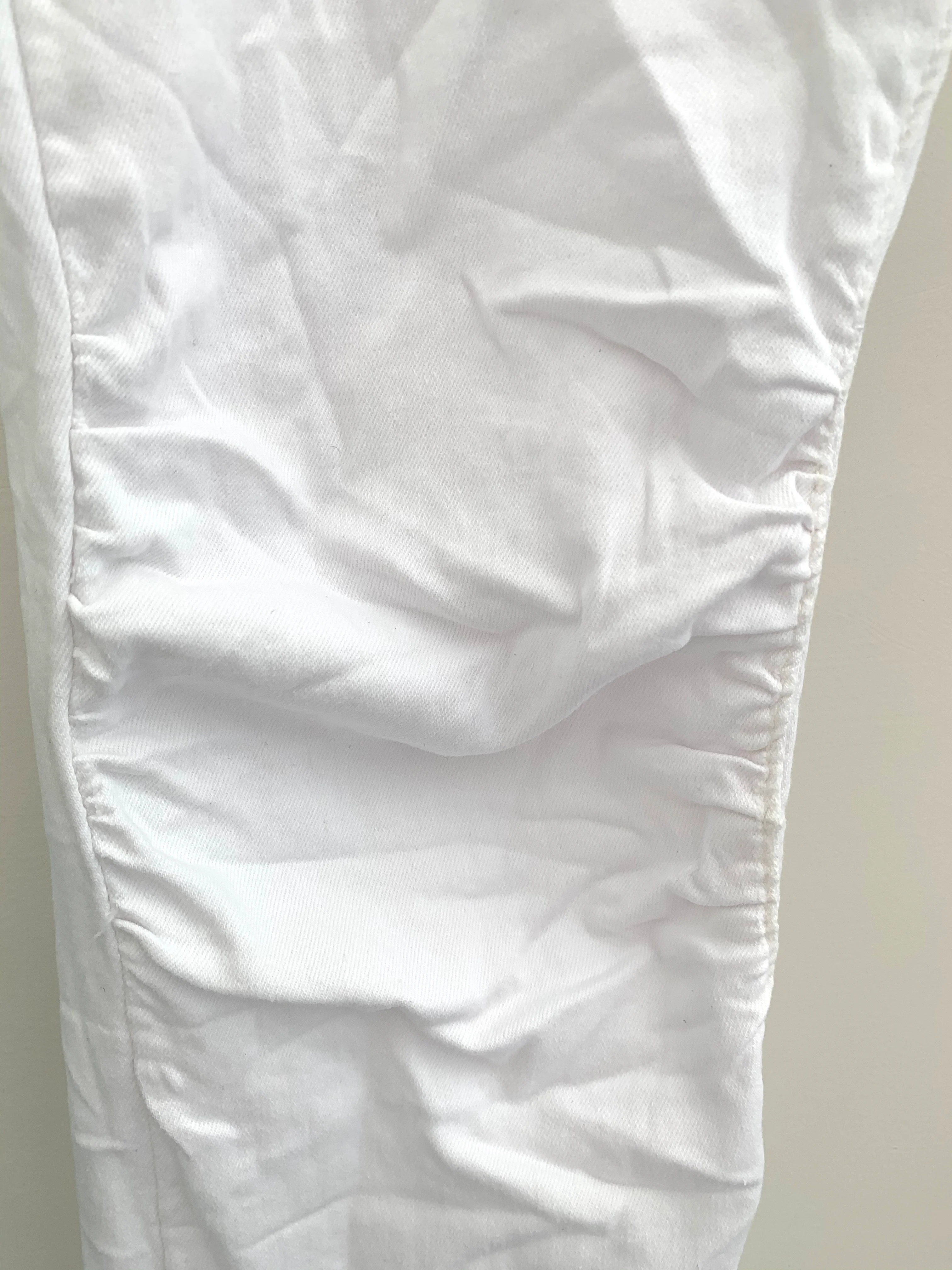 Jean Joggers in White - Image 11