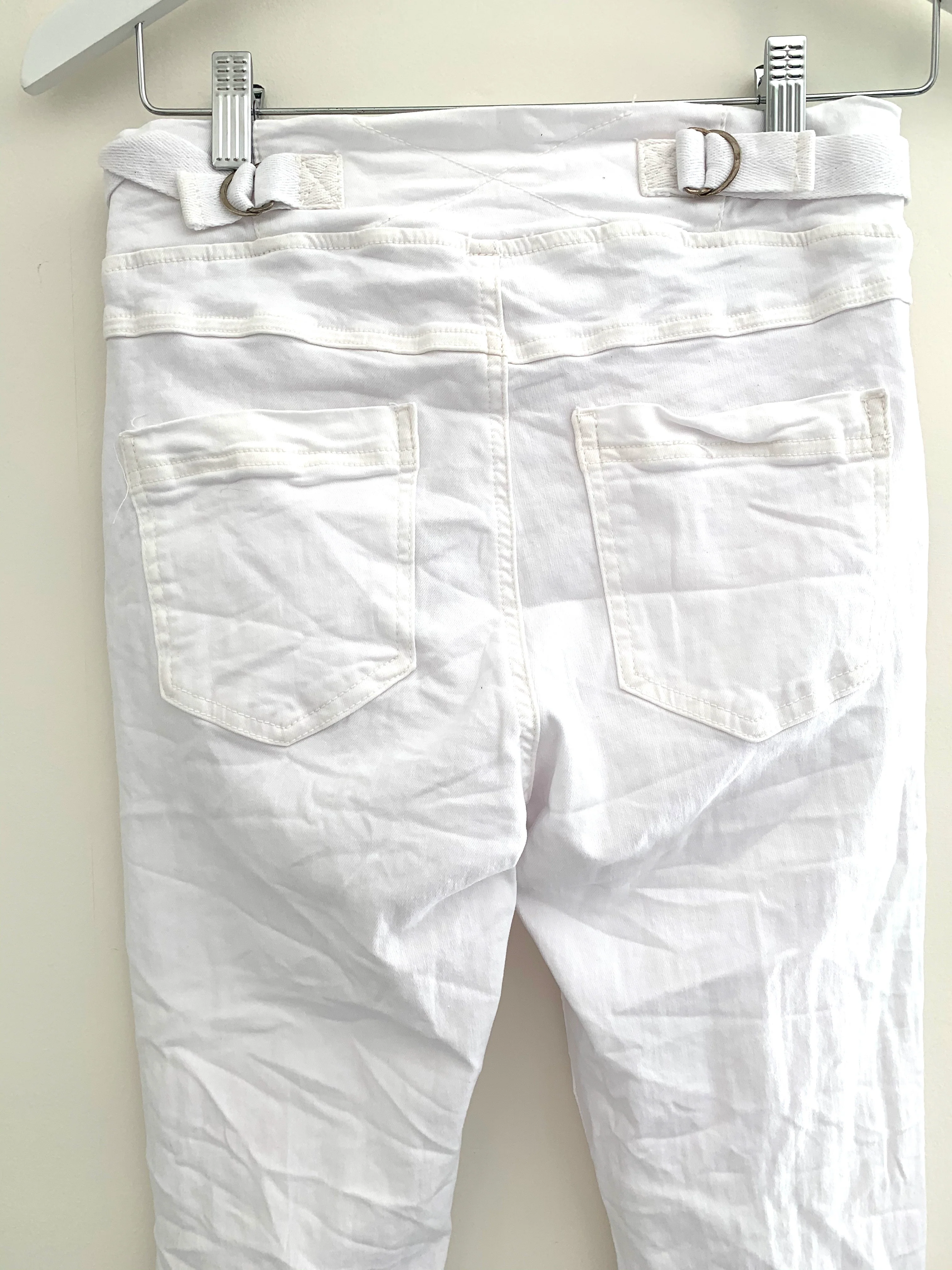 Jean Joggers in White - Image 12