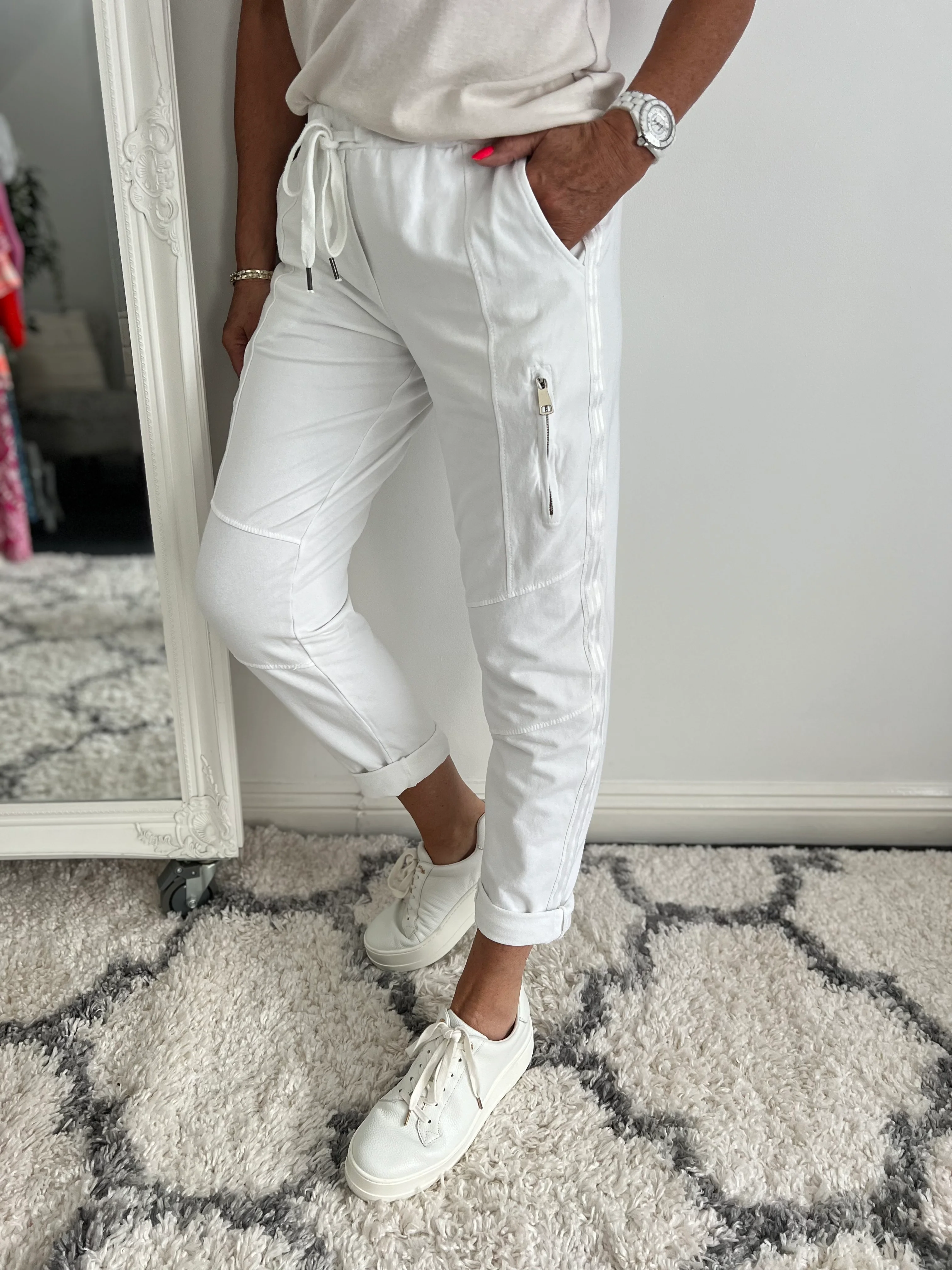 Jersey Stretch Joggers in White - Image 3