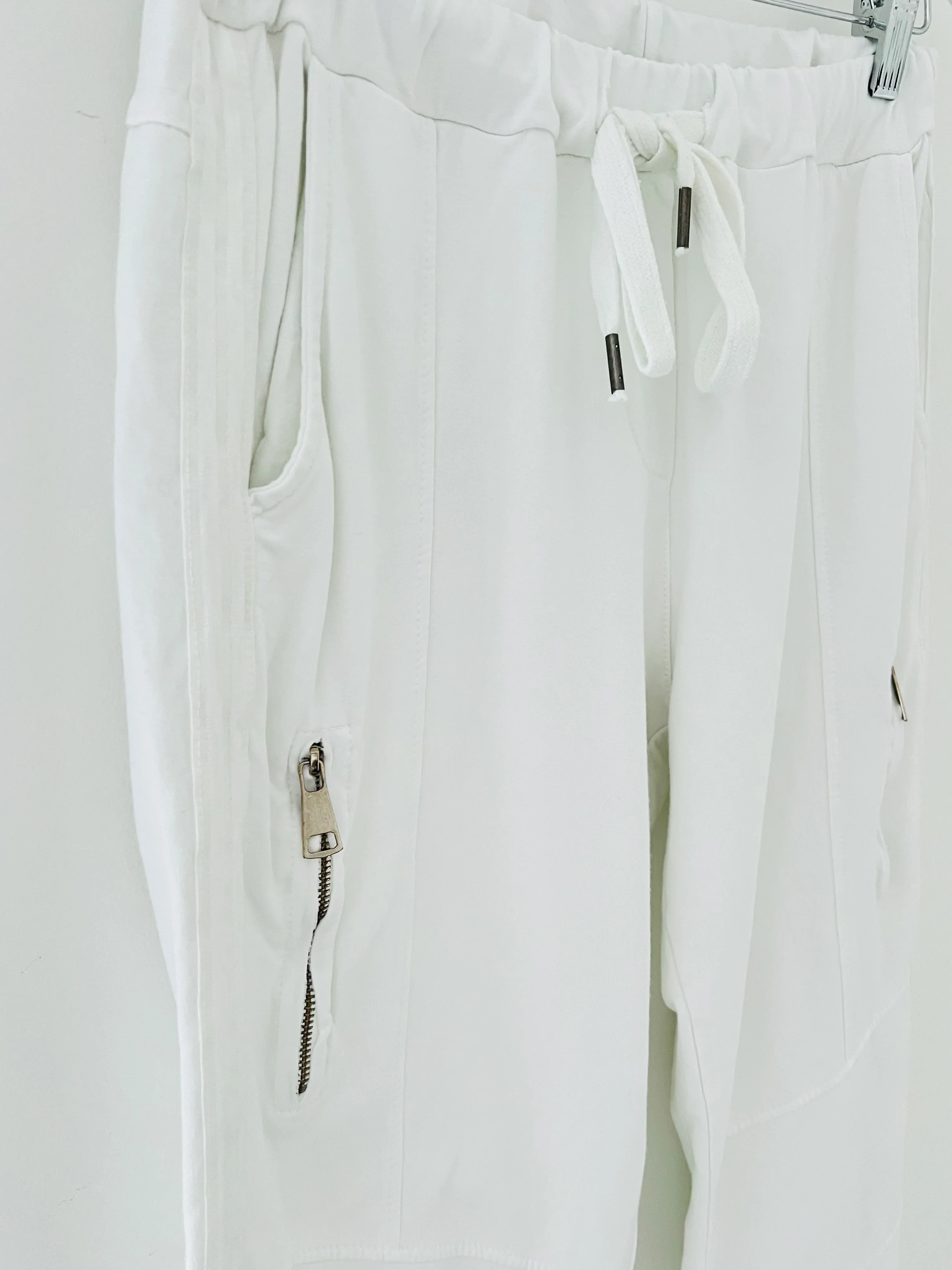Jersey Stretch Joggers in White - Image 8