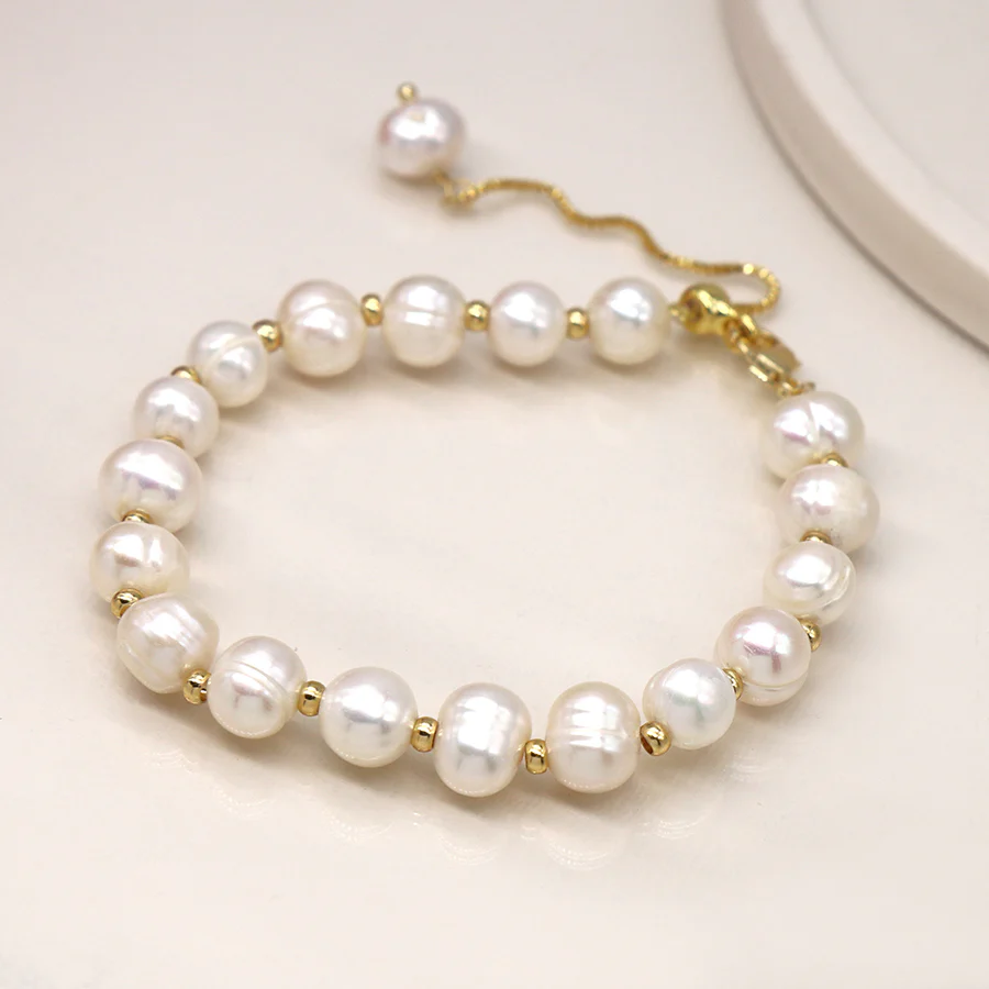 Large Freshwater Pearl & Gold Bead Bracelet - Image 2