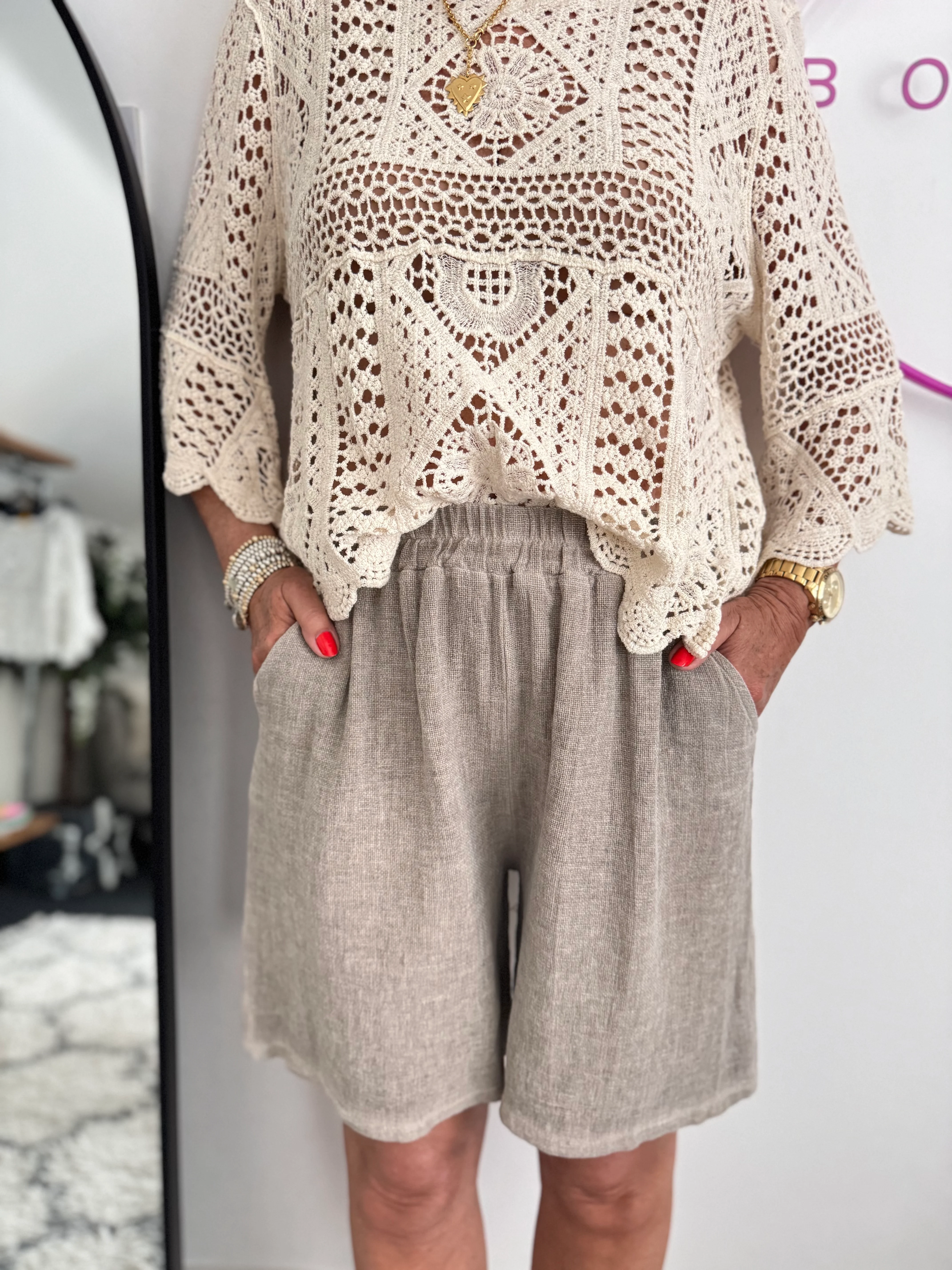 Linen & Cotton Shorts in Mocha - Image 4