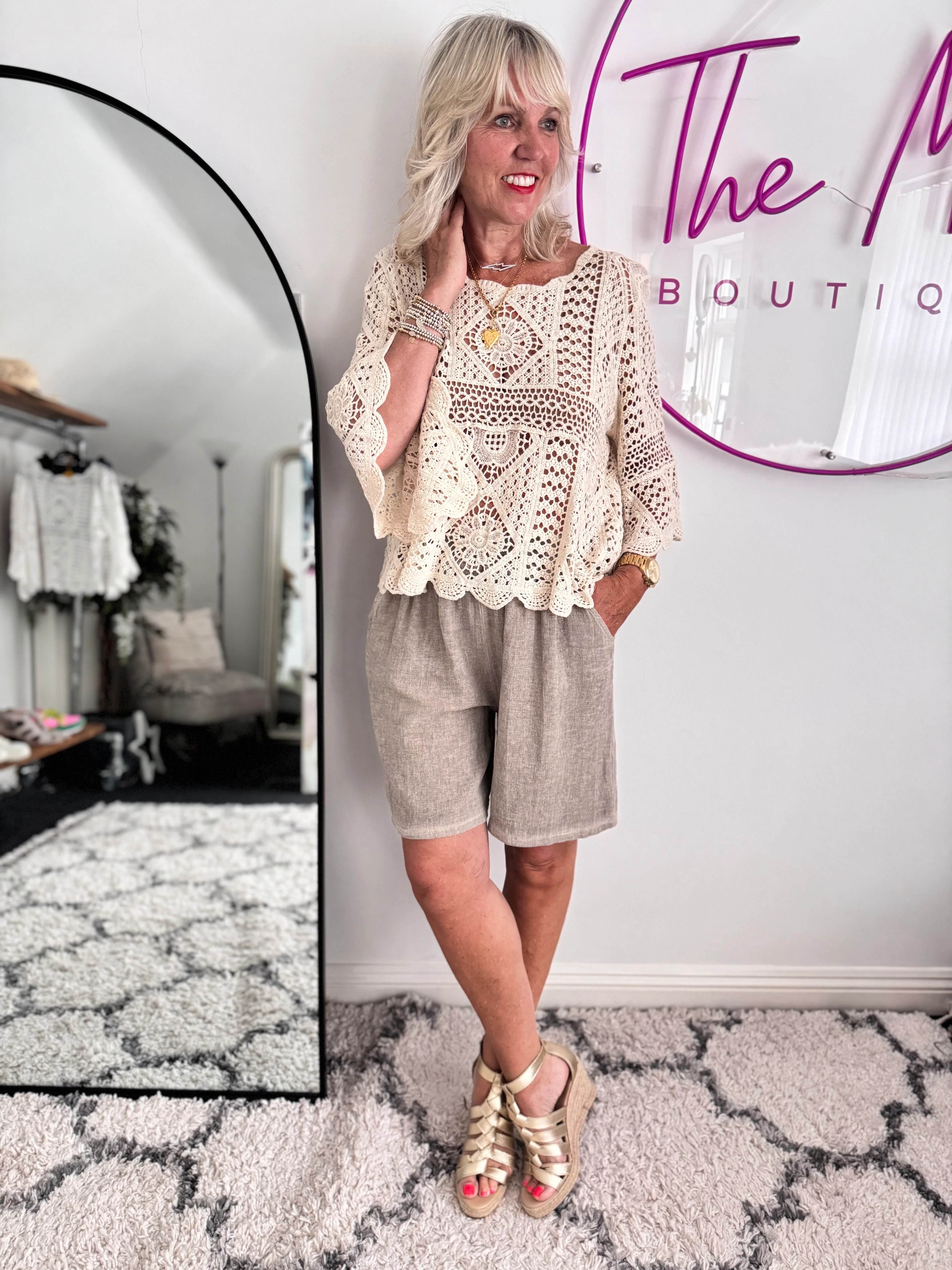 Linen & Cotton Shorts in Mocha - Image 5