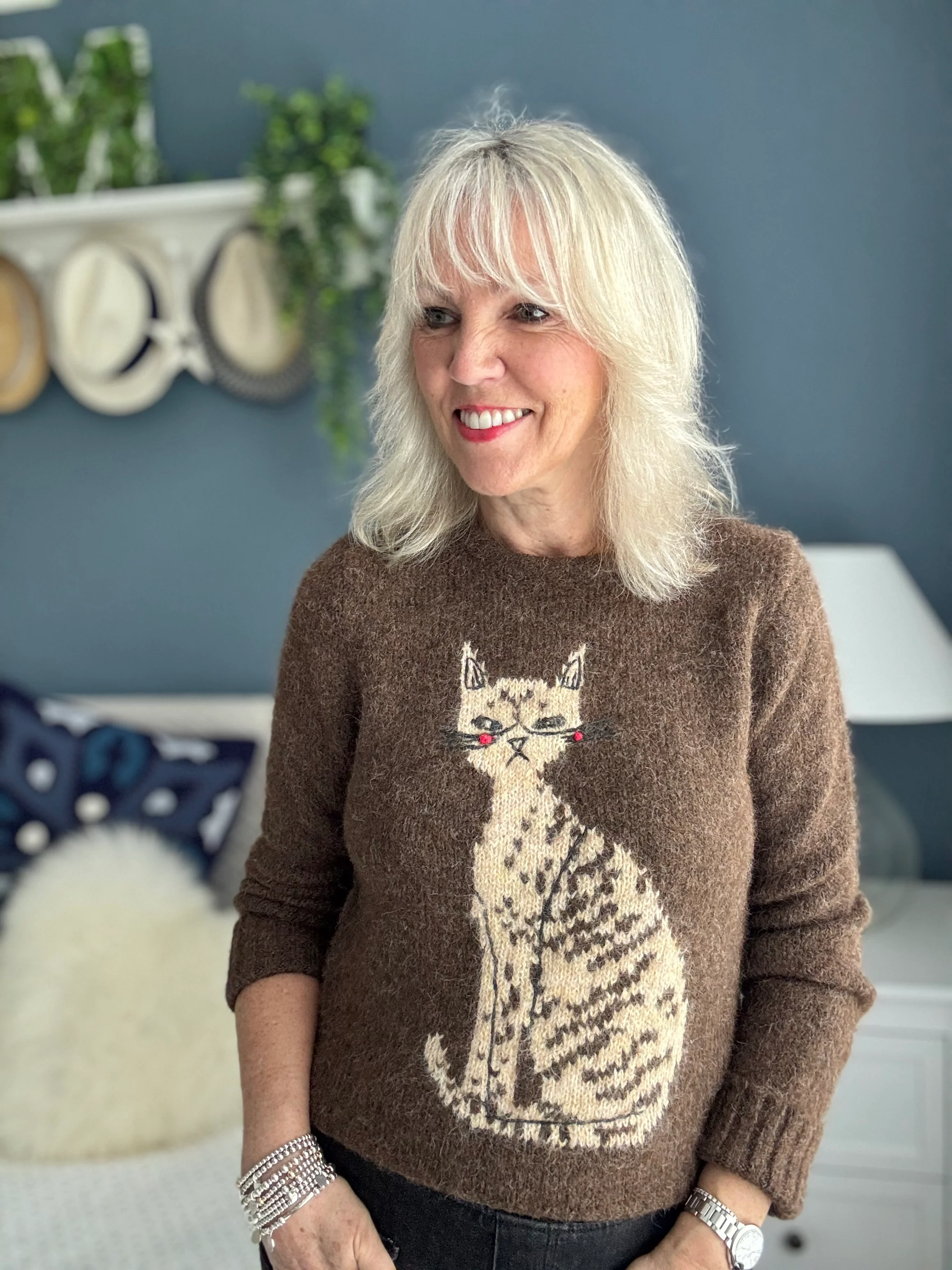 Luxe Jumper with Cat in Cocoa