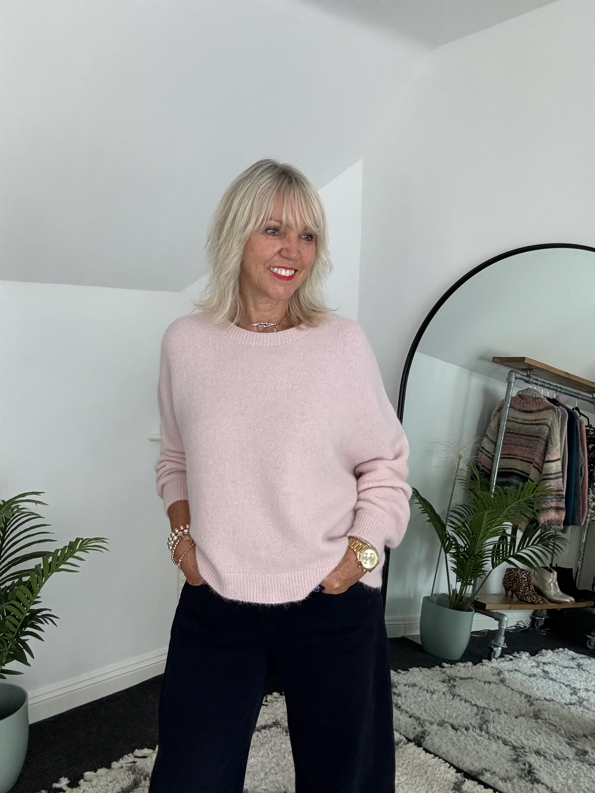 Luxe Slouchy Alpaca Jumper in Soft Pink - Image 6