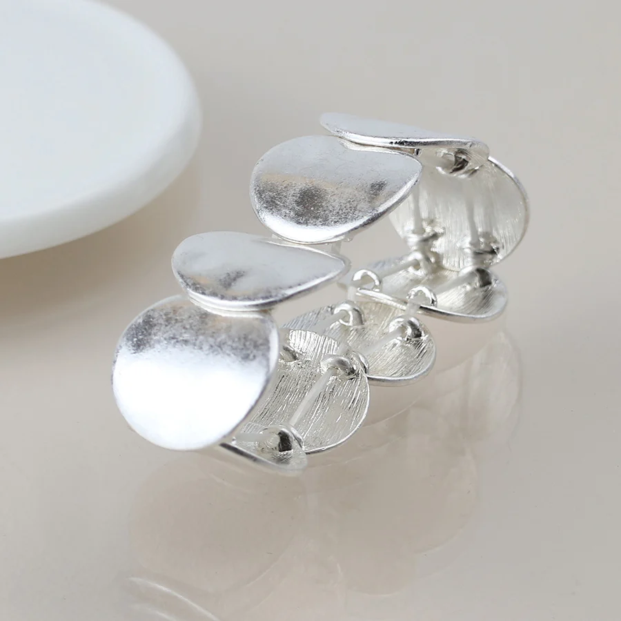 Matt Silver Stretch Disc Bracelet - Image 3