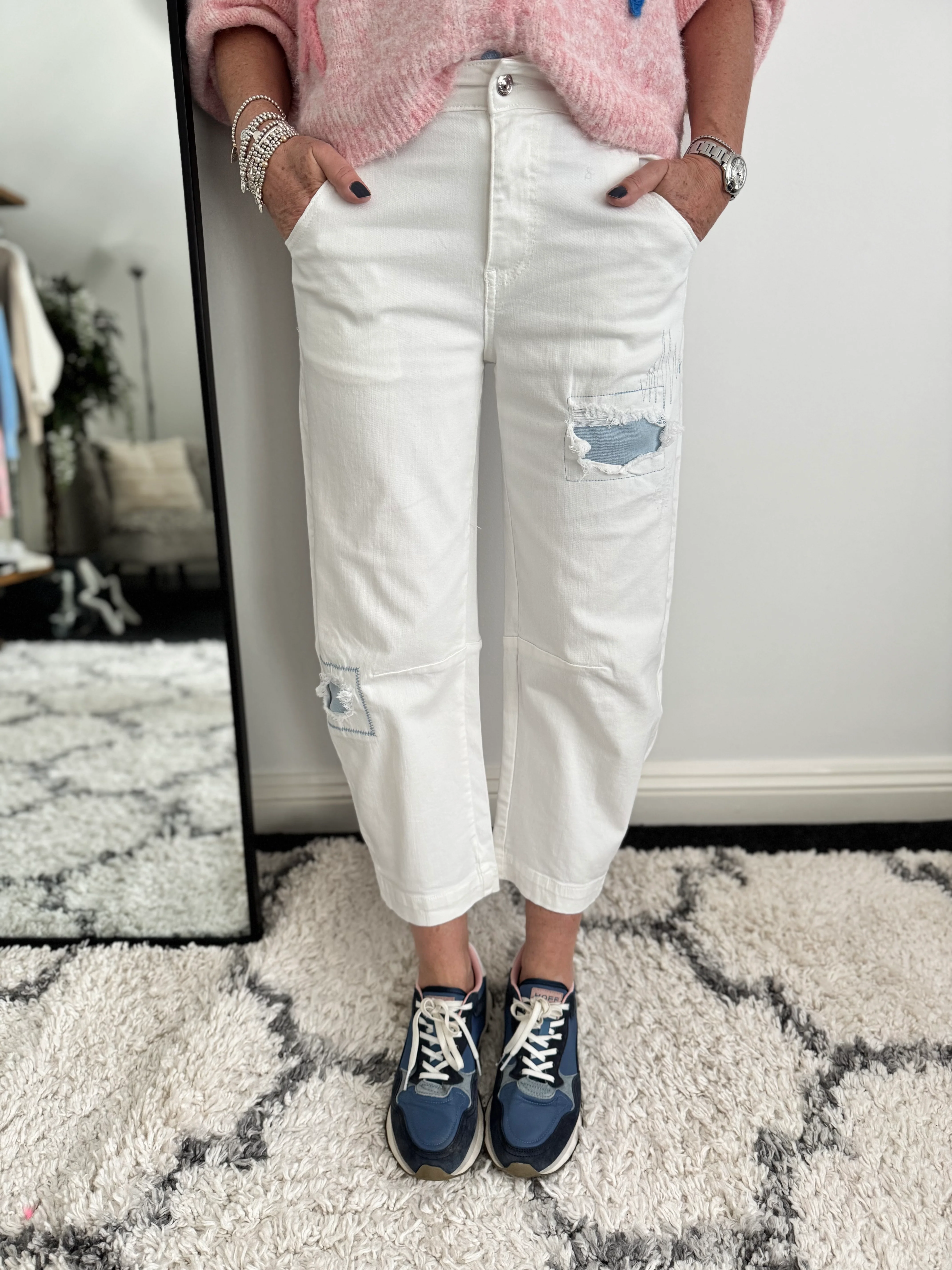Patched Barrel Leg Jeans in White - Image 4