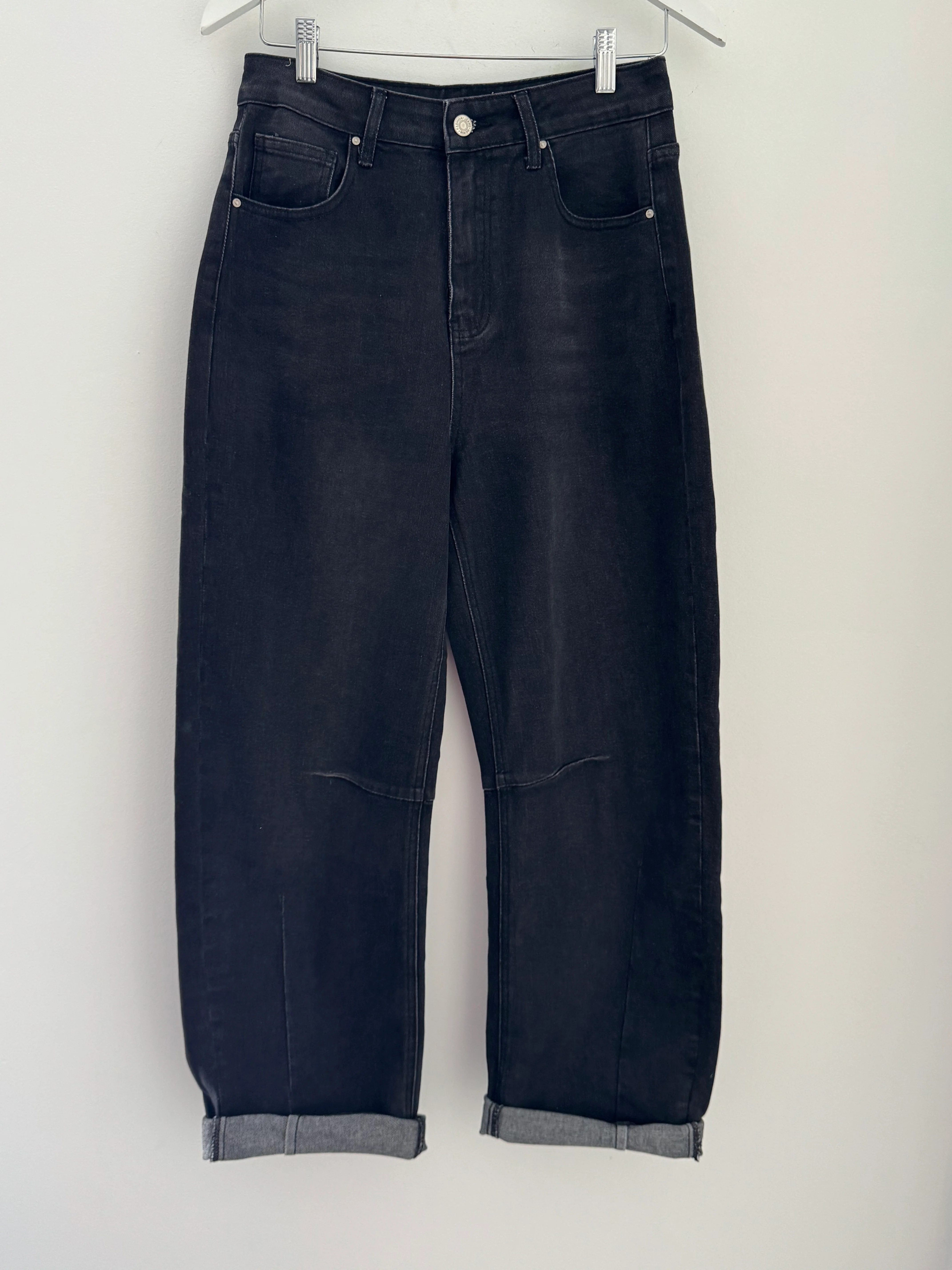 Relaxed Boyfriend Jeans in Black Denim - Image 9