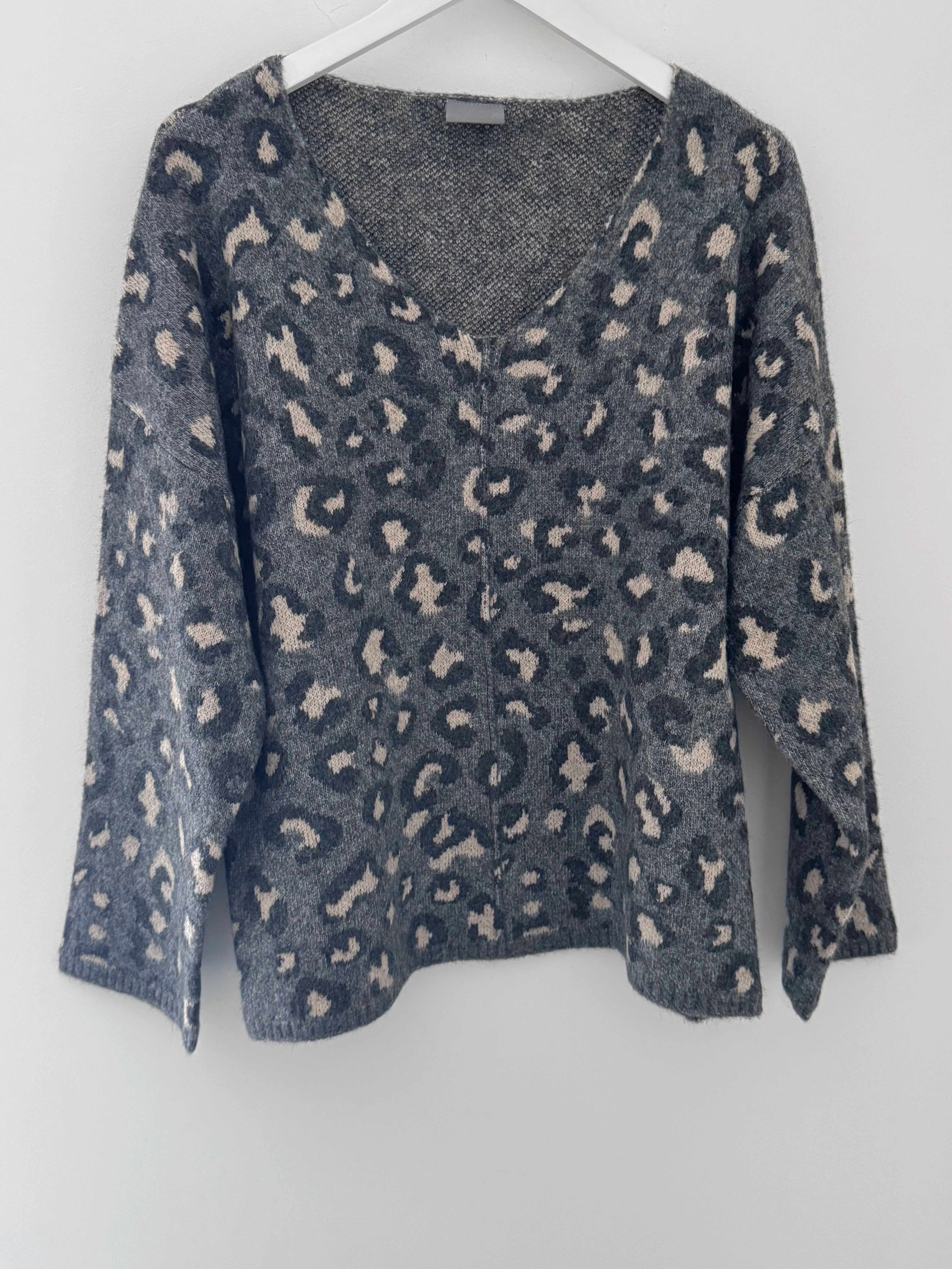 Seam Front V Neck Jumper in Grey Leopard - Image 9