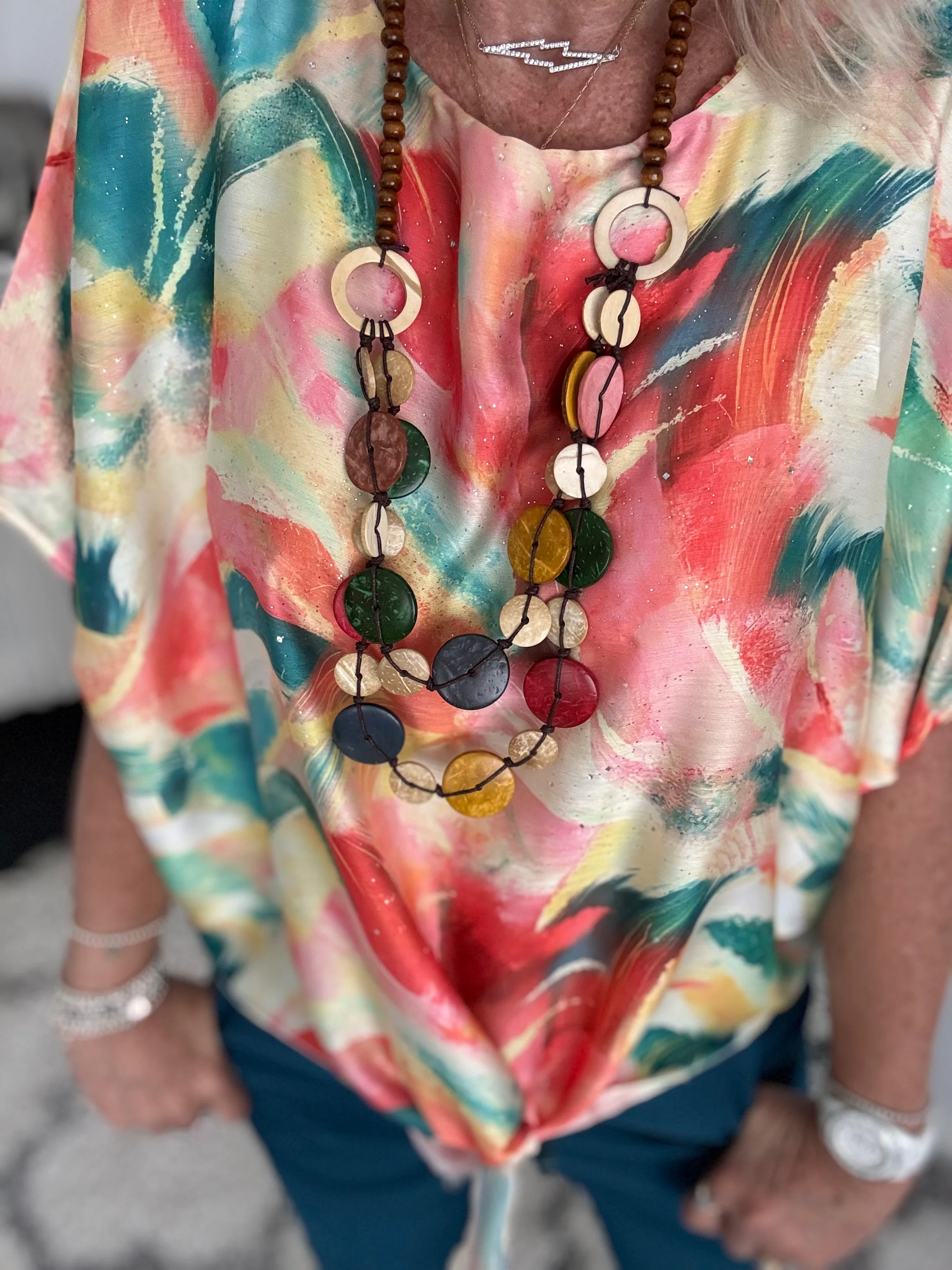 Silky Top with Necklace in Coral & Green - Image 2