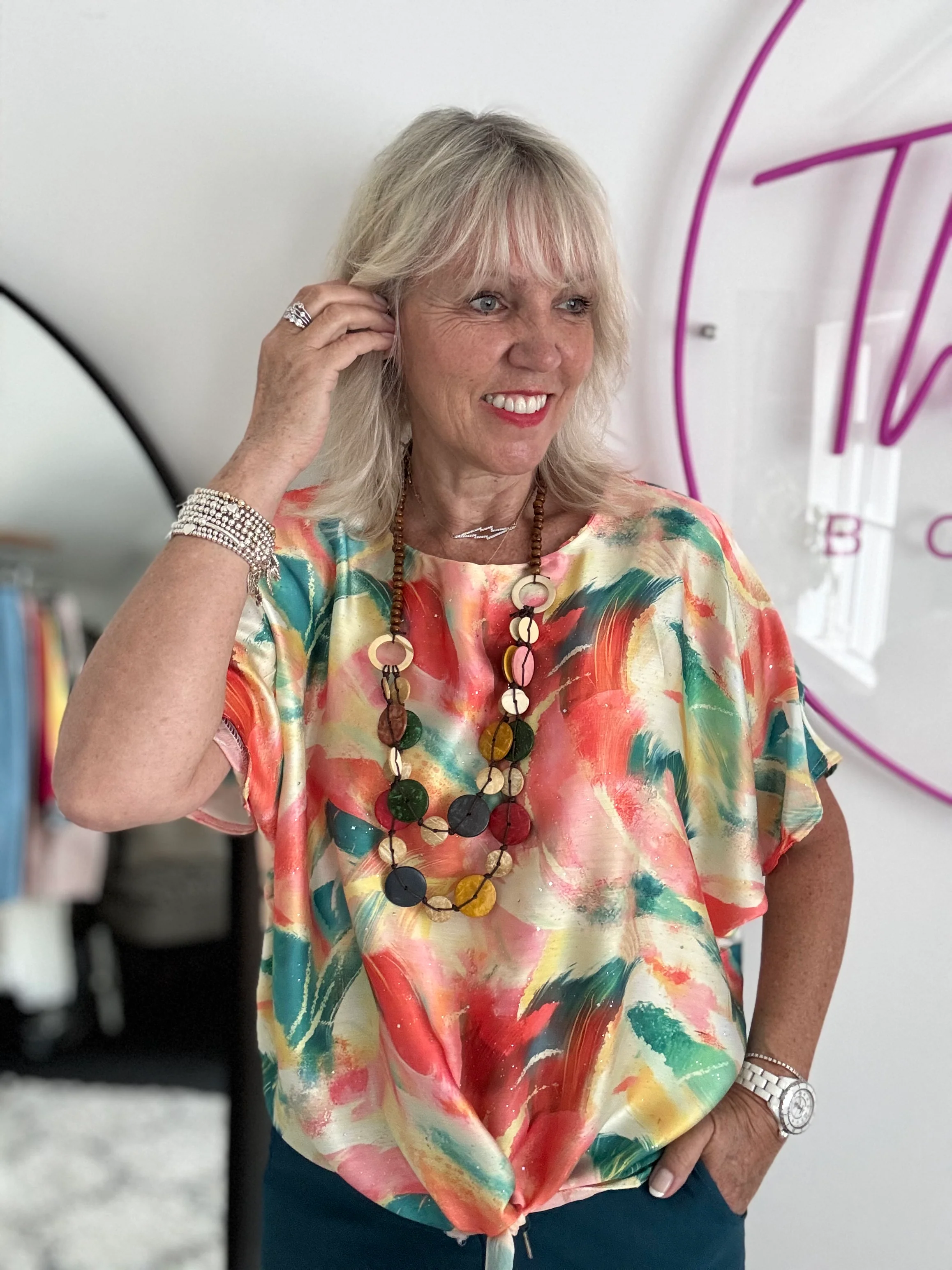 Silky Top with Necklace in Coral & Green - Image 4