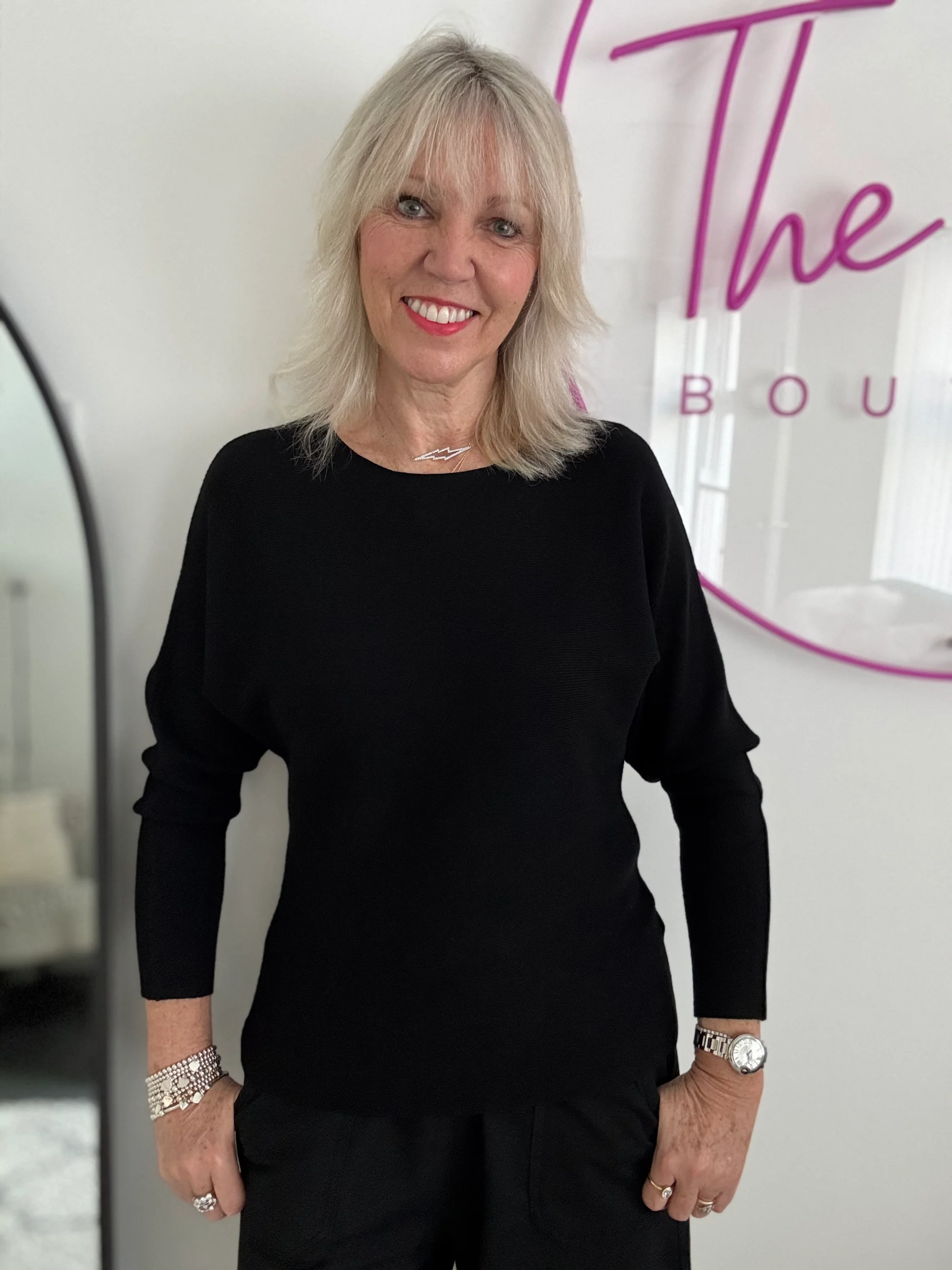 Simple Ribbed Jumper in Black - Image 4