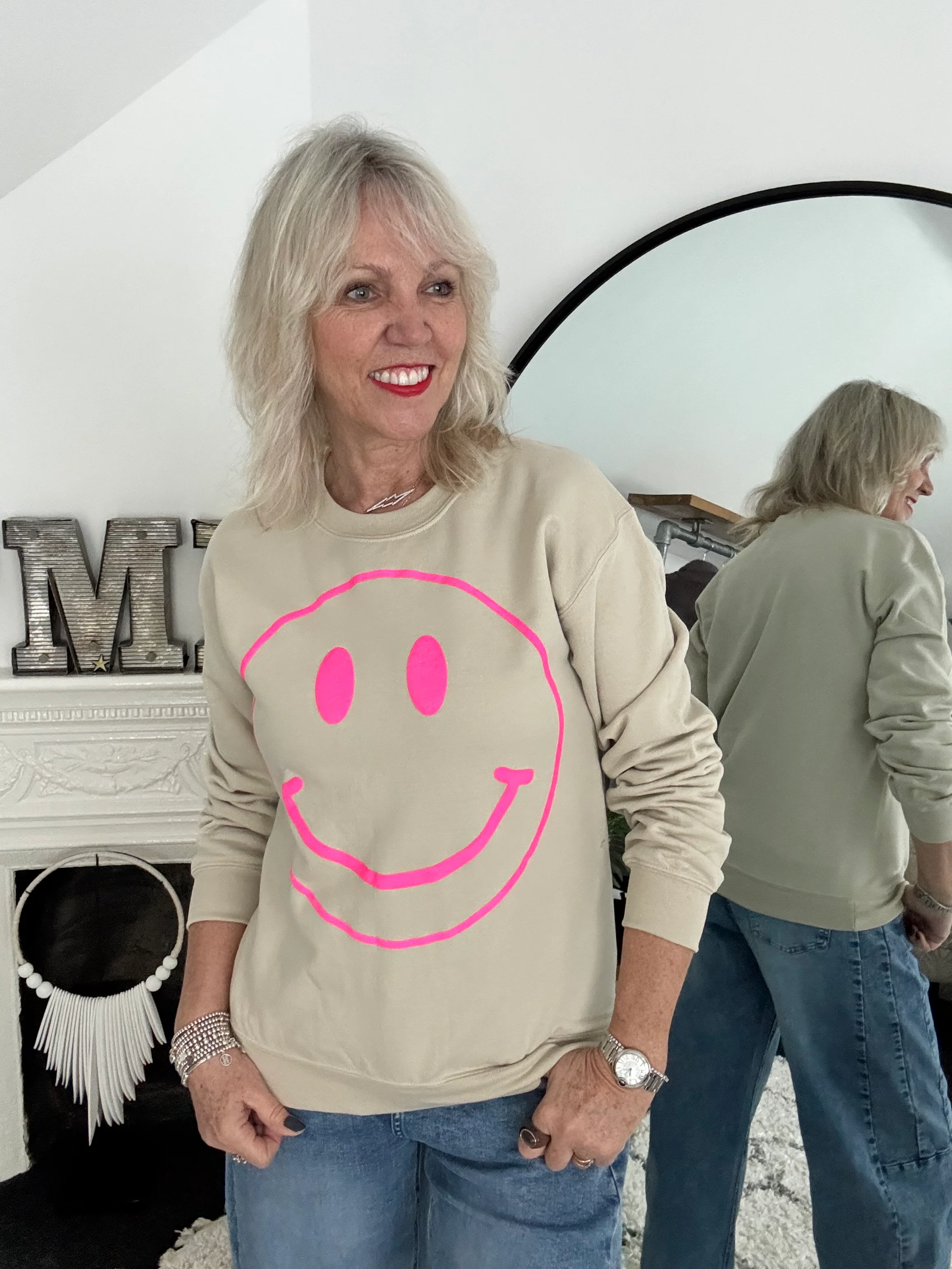 Smiley Sweatshirt in Stone - Image 4