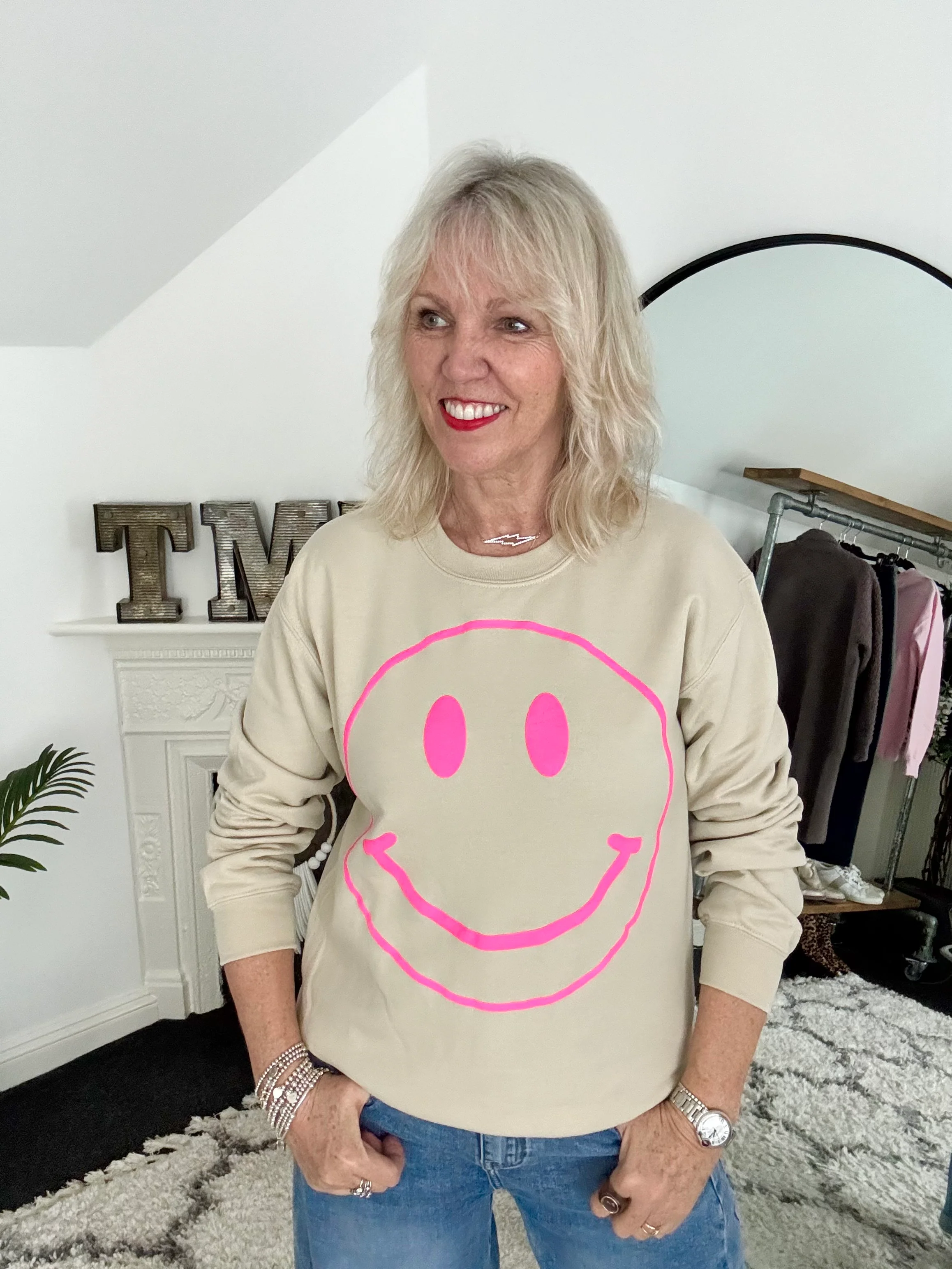 Smiley Sweatshirt in Stone - Image 6