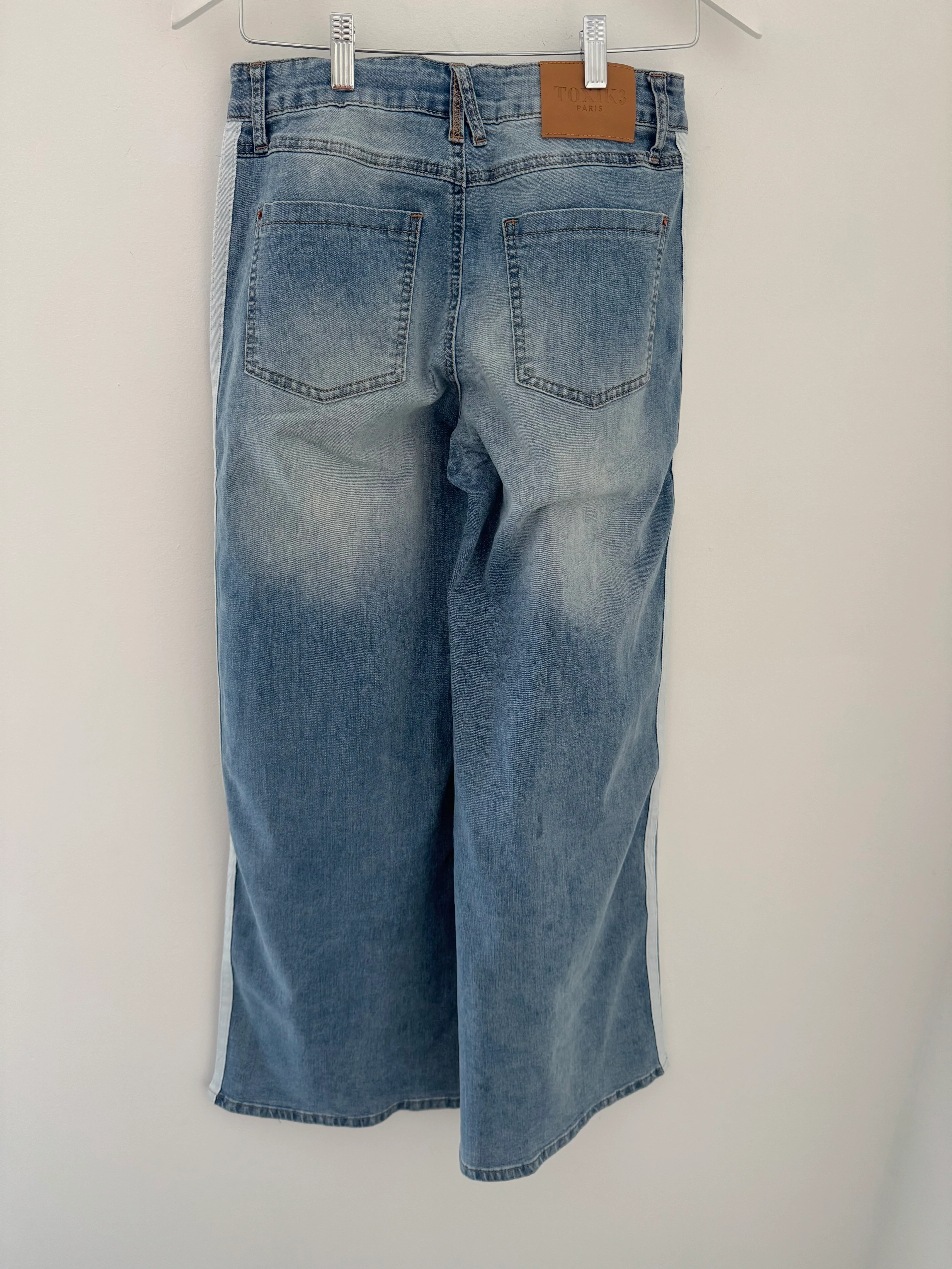 Soft Flared Jeans with Side Stripes in Light Denim - Image 10