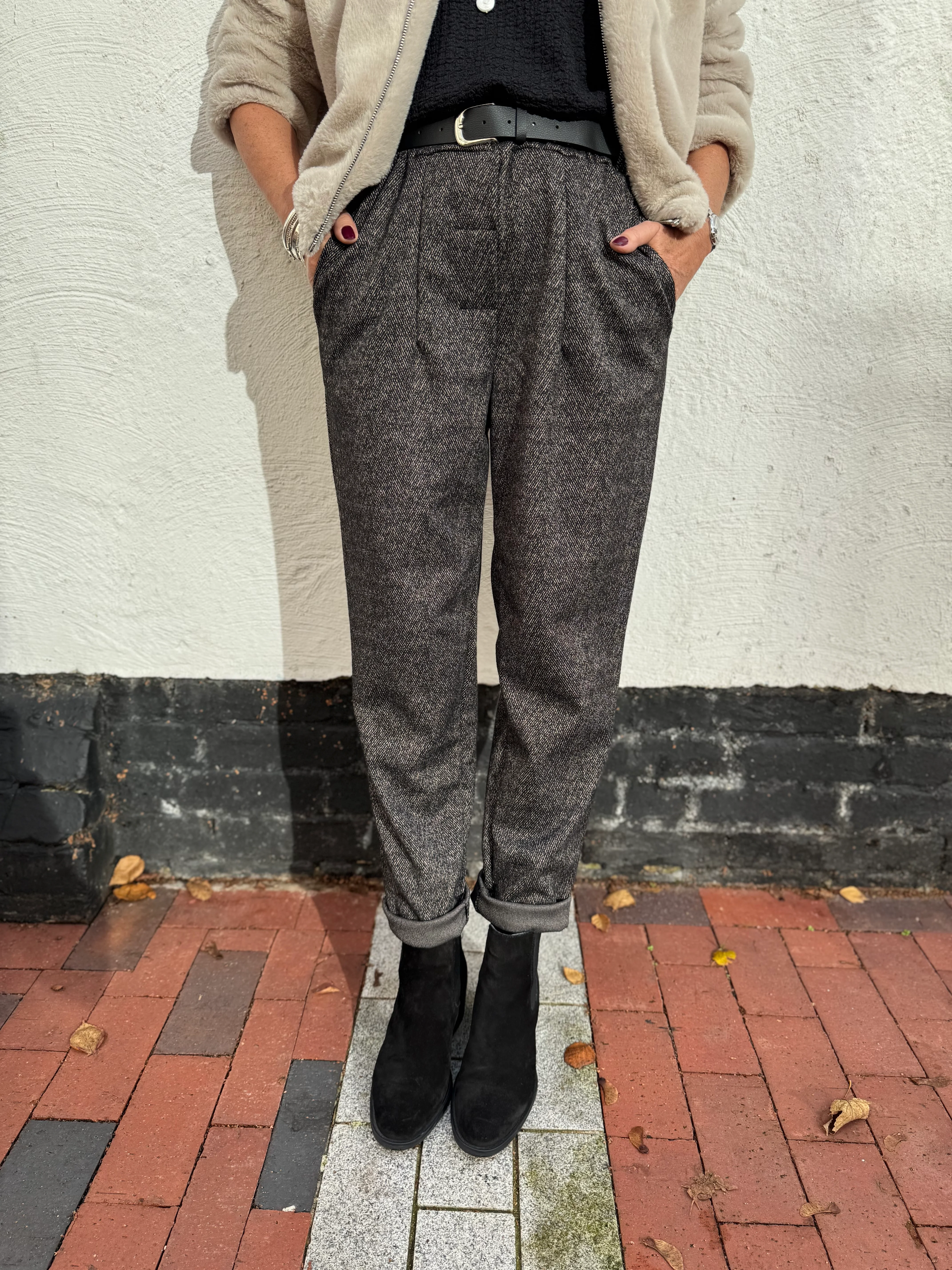 Stretch Herringbone Trousers in Cocoa - Image 3