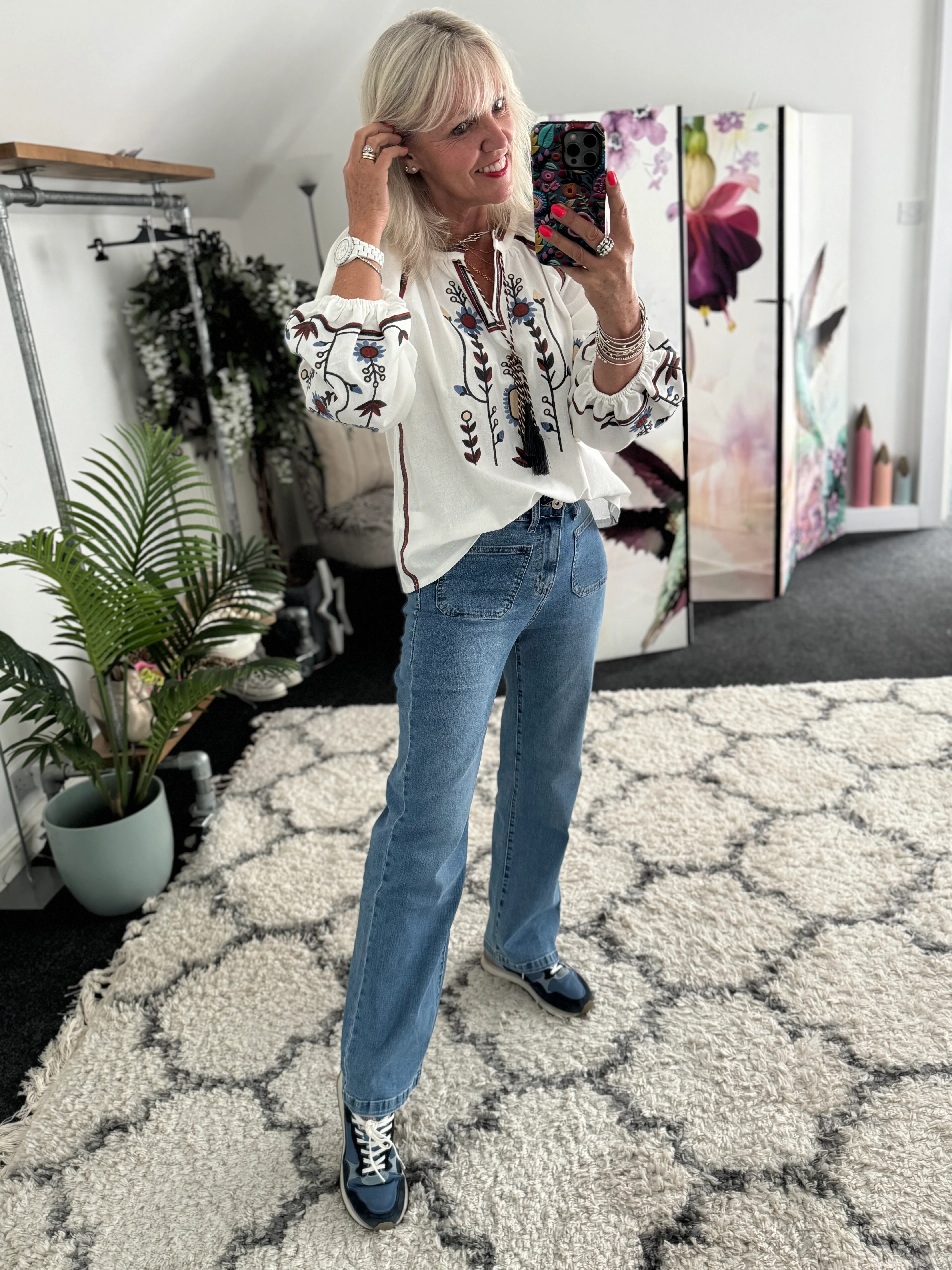 Slim Flare Stretch Jeans with Front Pockets - Image 3