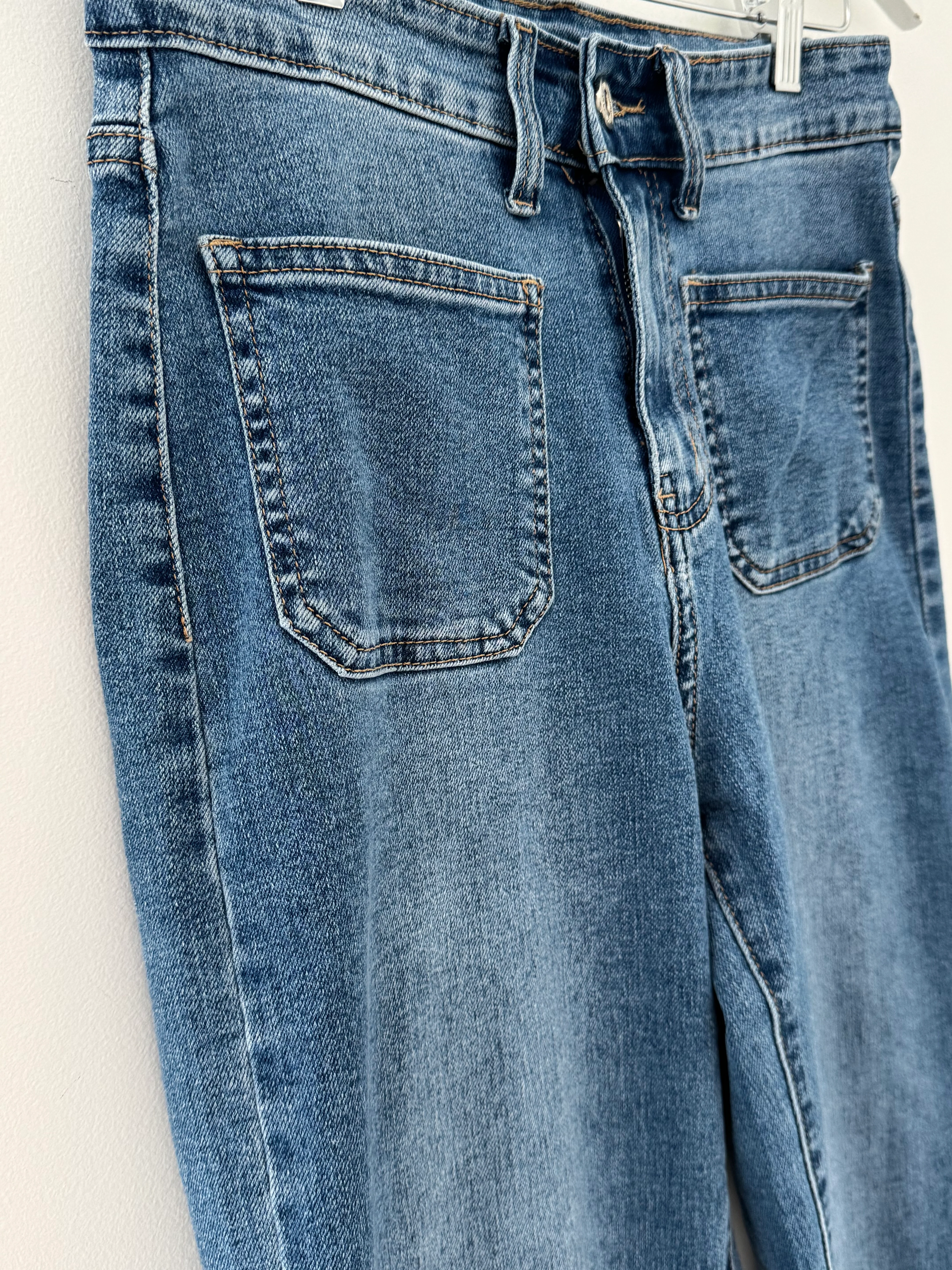 Slim Flare Stretch Jeans with Front Pockets - Image 8