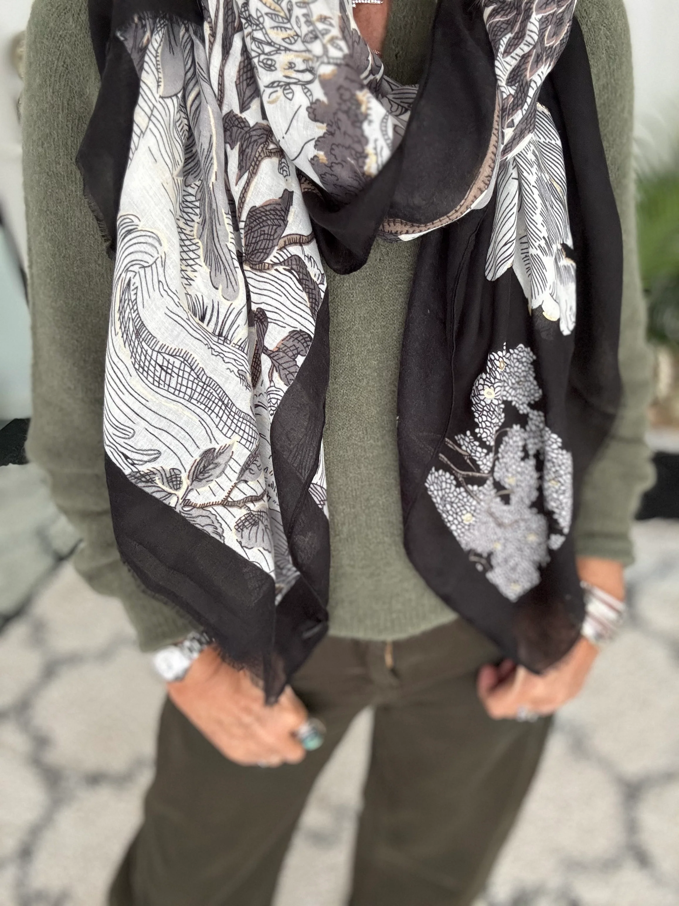 Stunning Leaf Scarf In Black & Grey - Image 2