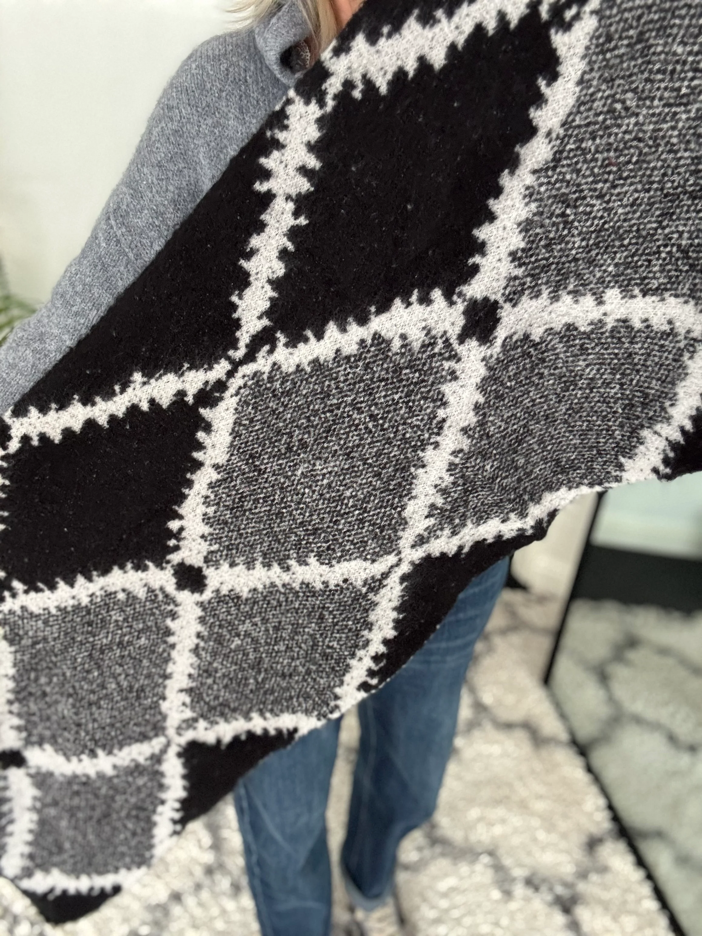 Super Soft Check Scarf in Black & Grey - Image 3