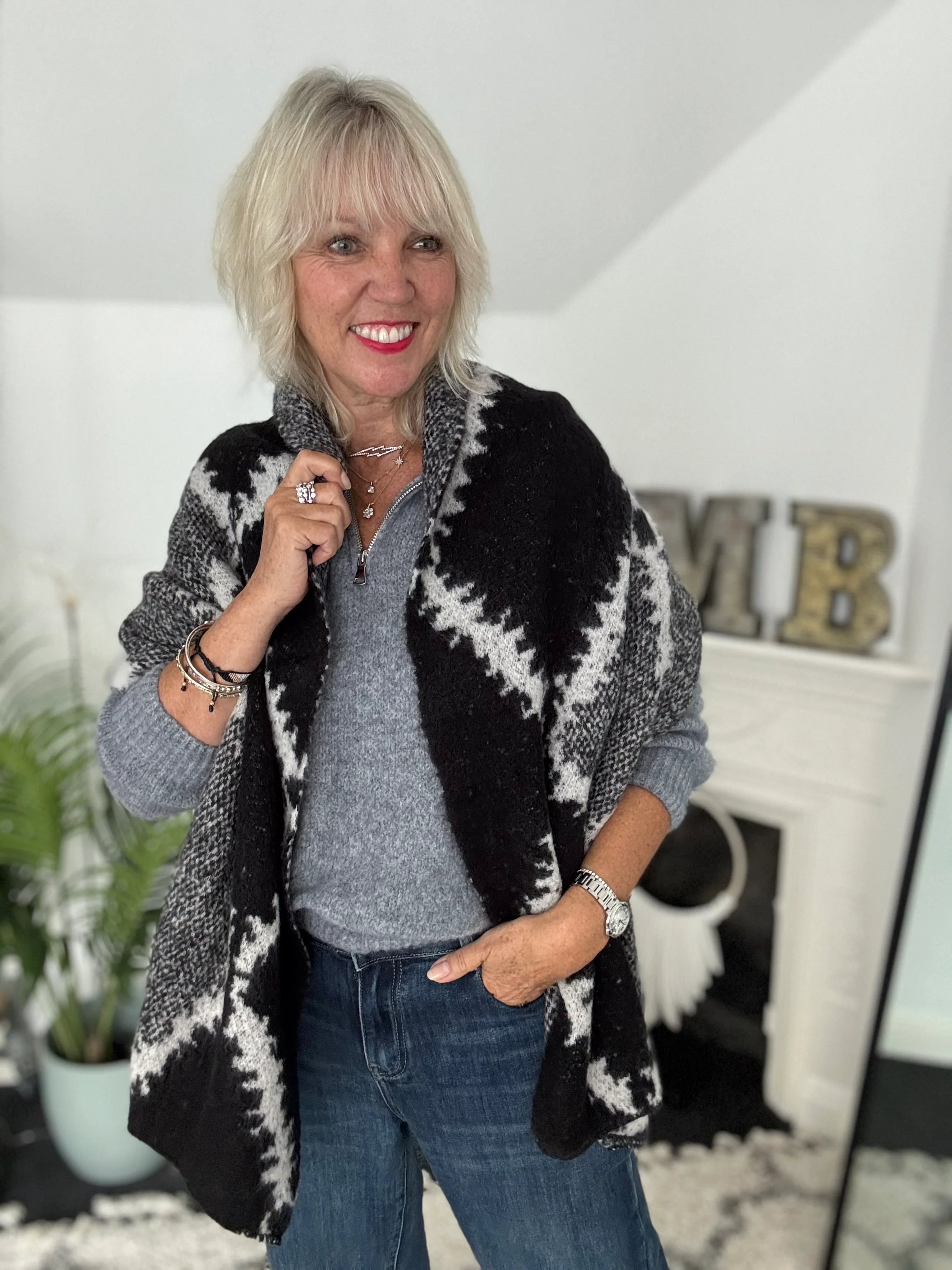 Super Soft Check Scarf in Black & Grey - Image 7