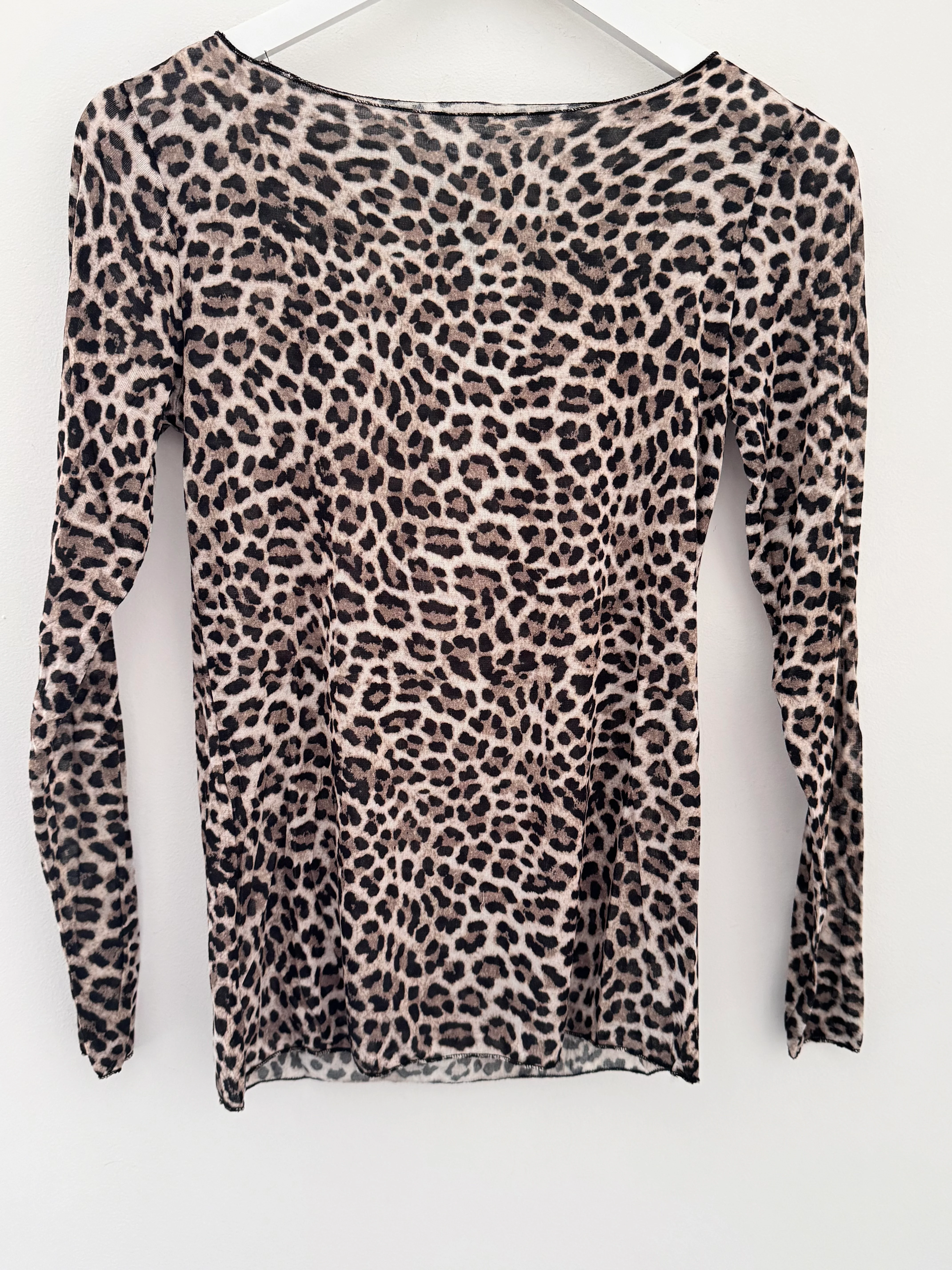 Ultrasoft Cashmere Blend Base Layer in Mini Leopard - Image 4