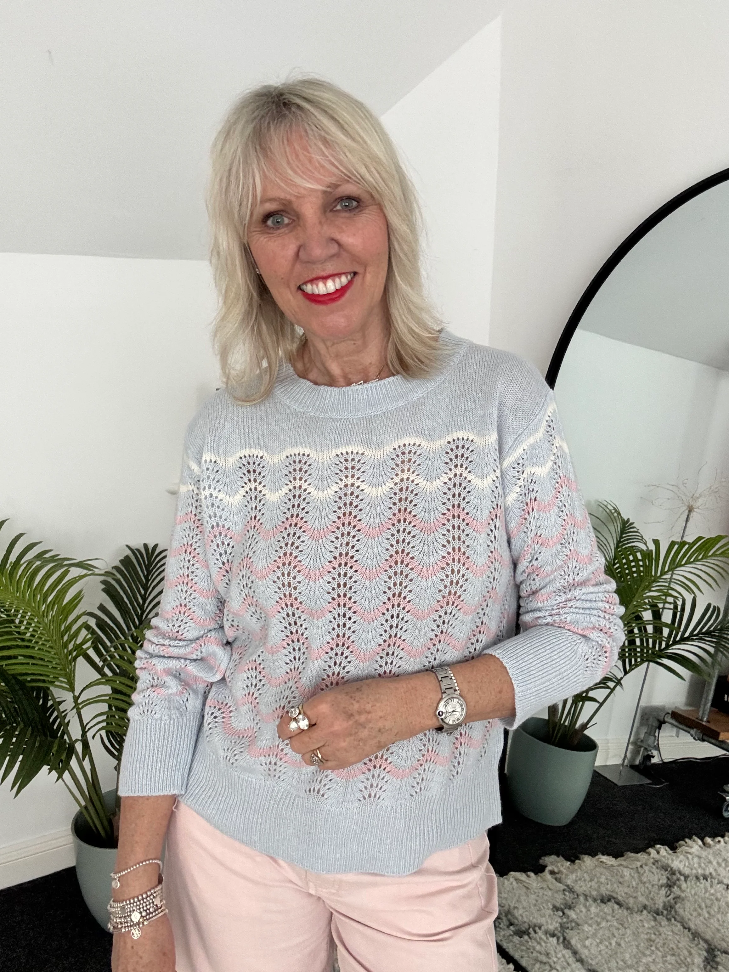 Wavy Cashmere Jumper in Blue & Pink - Image 6